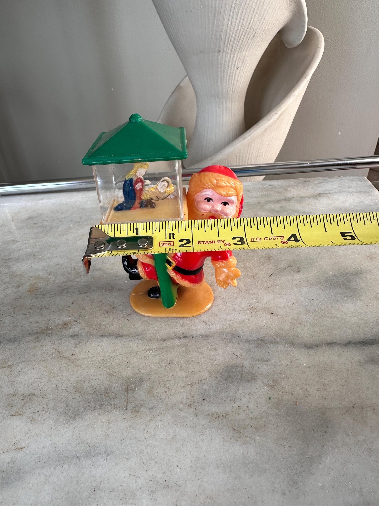 Vintage 1978 Brite Star Santa in Sleigh Holding onto a Light Pole Snowglobe