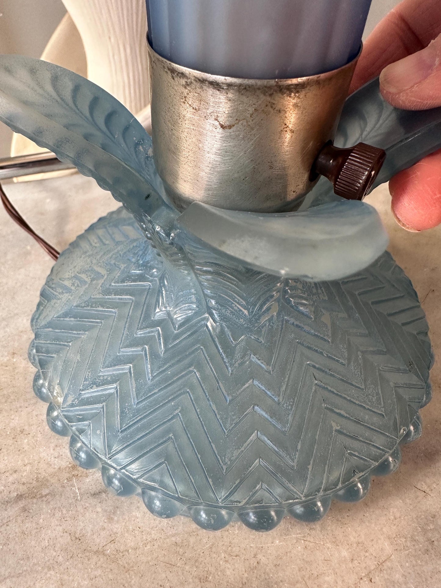 Vintage 1940s Skyscraper Bullet Boudoir Lamp – Blue Frosted Glass Art Deco Accent Light