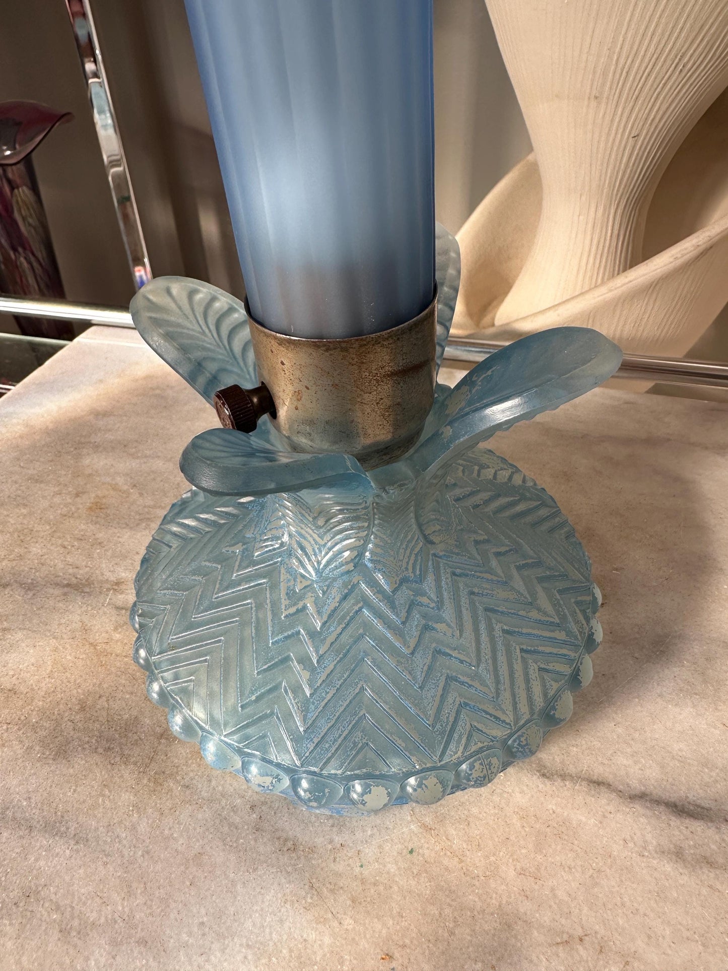Vintage 1940s Skyscraper Bullet Boudoir Lamp – Blue Frosted Glass Art Deco Accent Light