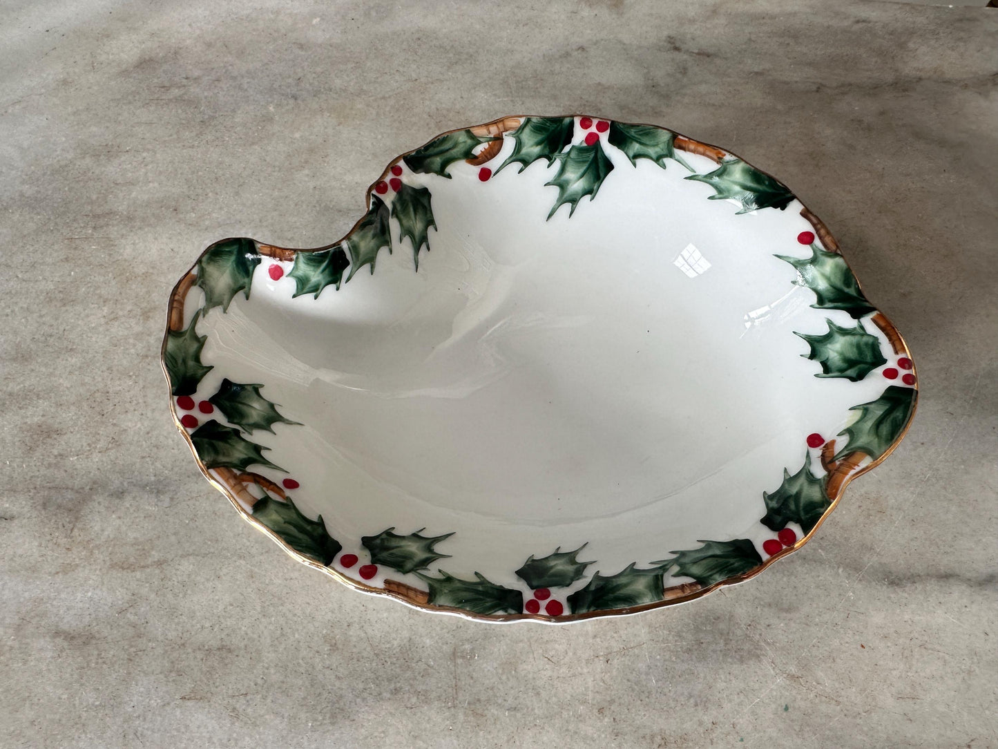 Vintage Lefton China Christmas Candy / Nut Dish – No. NE 2095 – Hand-Painted Holiday Serveware