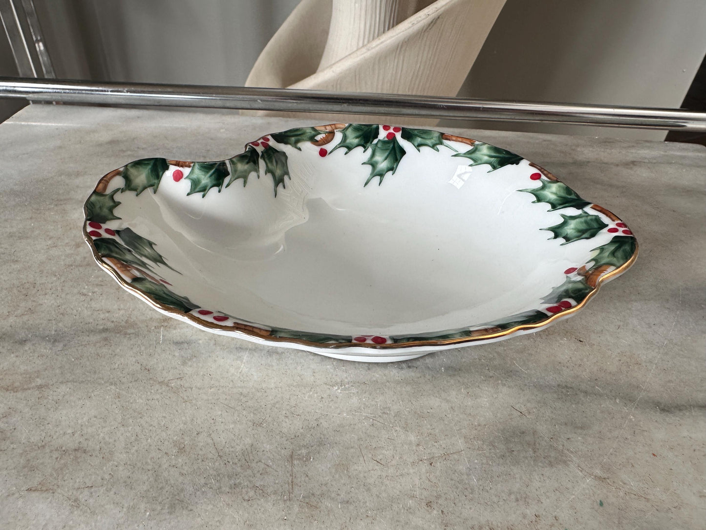 Vintage Lefton China Christmas Candy / Nut Dish – No. NE 2095 – Hand-Painted Holiday Serveware