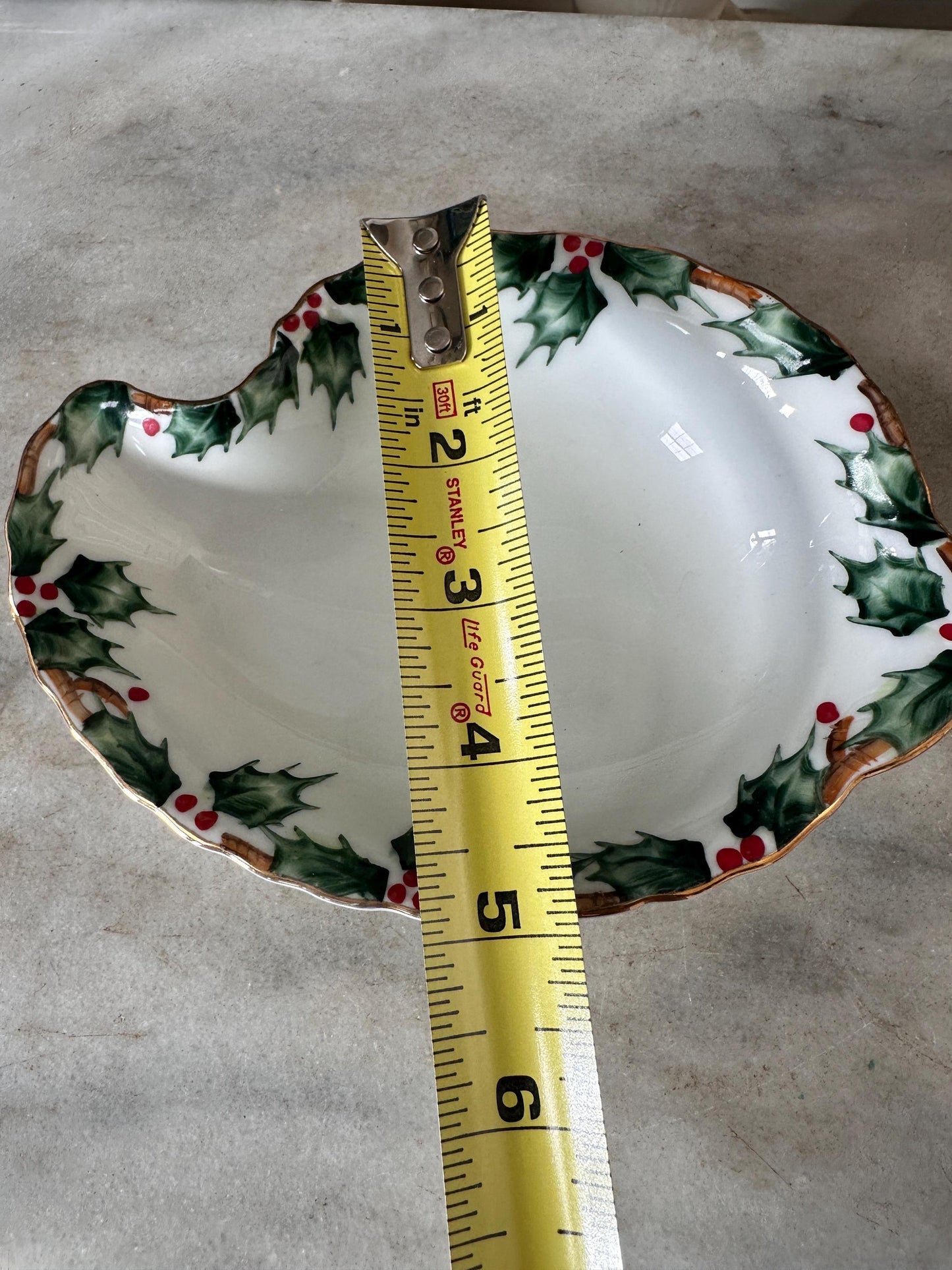 Vintage Lefton China Christmas Candy / Nut Dish – No. NE 2095 – Hand-Painted Holiday Serveware