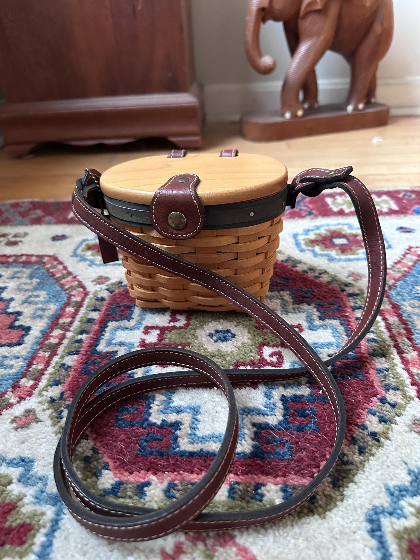 Longaberger 2000 Collectors Club Small Saddlebrook Basket Purse | Signed + Dated | Like New with Insert & Pamphlet | Long Strap Basket Purse