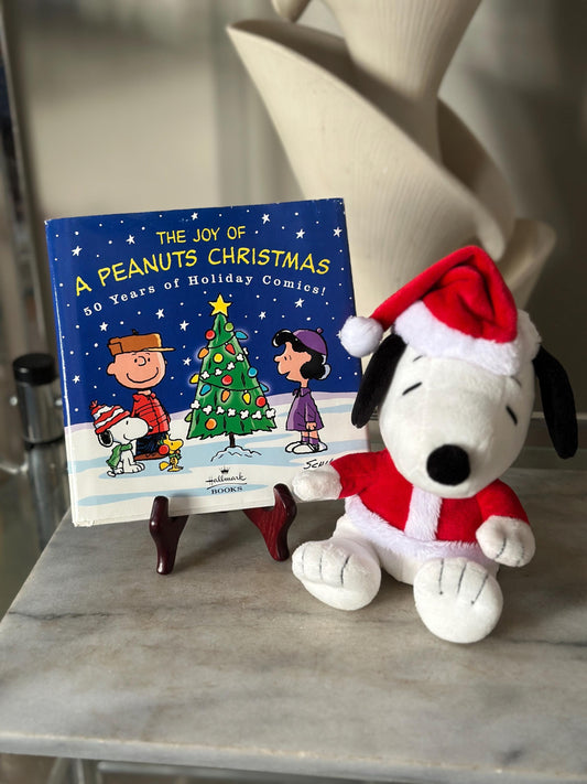 Vintage Hallmark Peanuts Christmas Gift Set – The Joy of a Peanuts Christmas Book & Snoopy Santa Plush