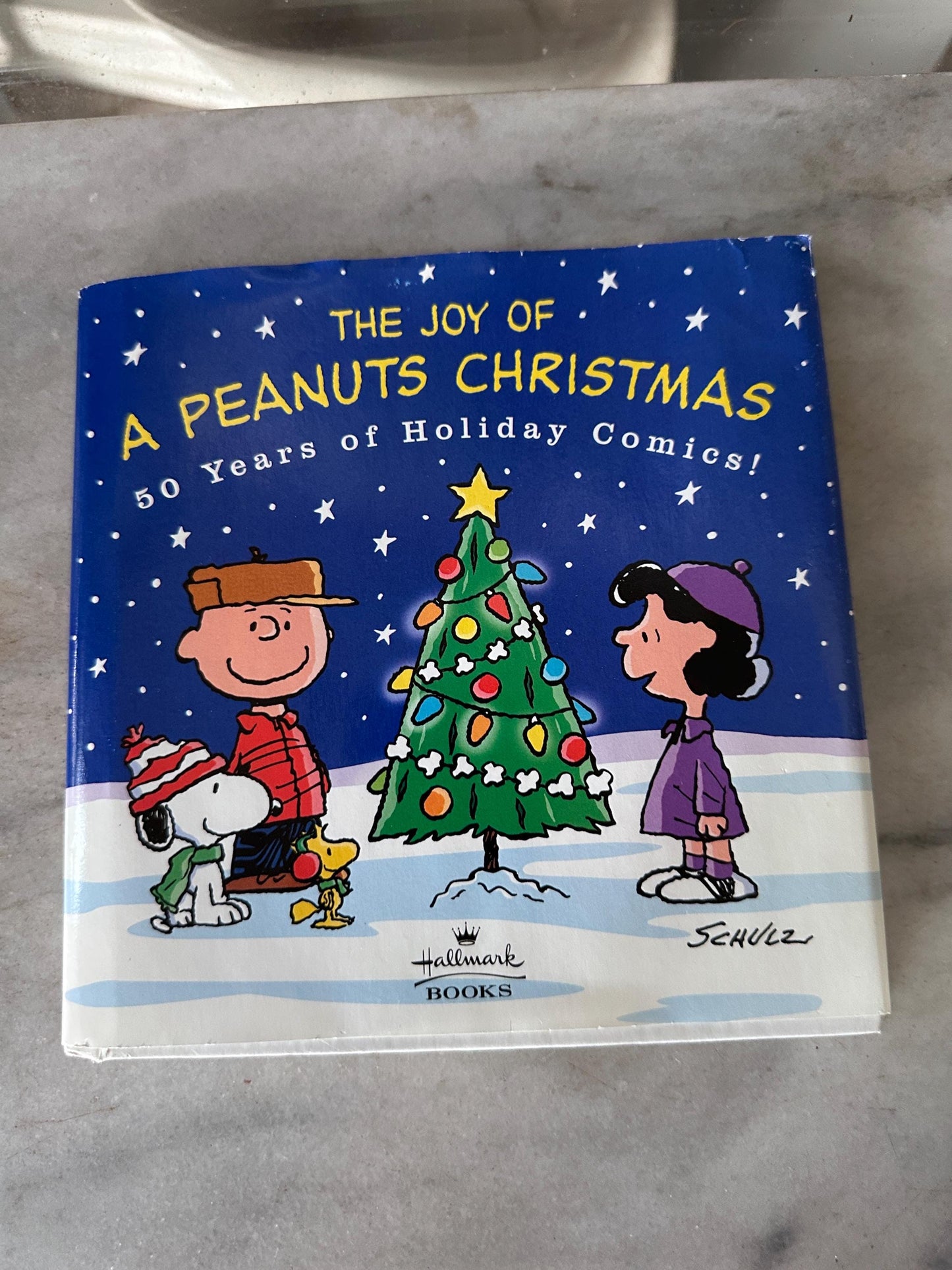 Vintage Hallmark Peanuts Christmas Gift Set – The Joy of a Peanuts Christmas Book & Snoopy Santa Plush