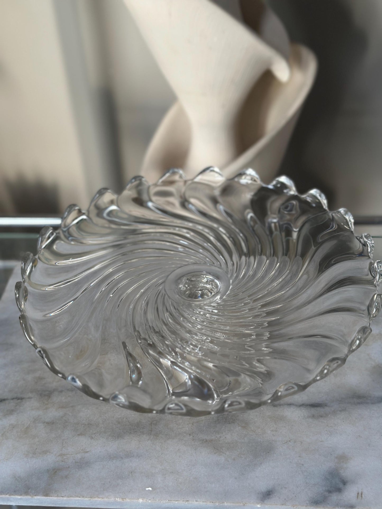 Vintage Fostoria Glass Colony Swirl Clear 12” Scalloped Pedestal Cake Stand / Cake Plate – Elegant Mid-Century Glassware