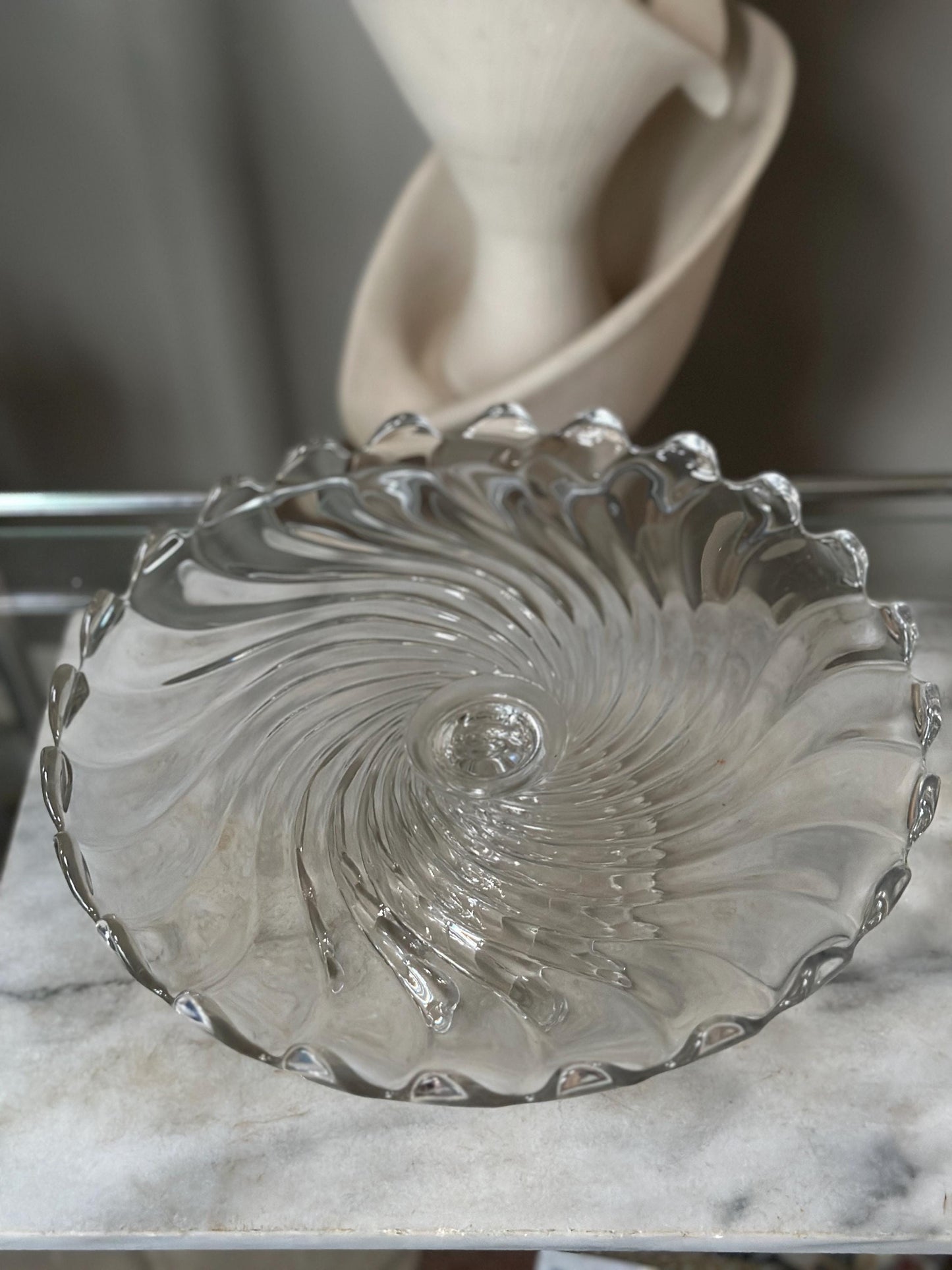 Vintage Fostoria Glass Colony Swirl Clear 12” Scalloped Pedestal Cake Stand / Cake Plate – Elegant Mid-Century Glassware