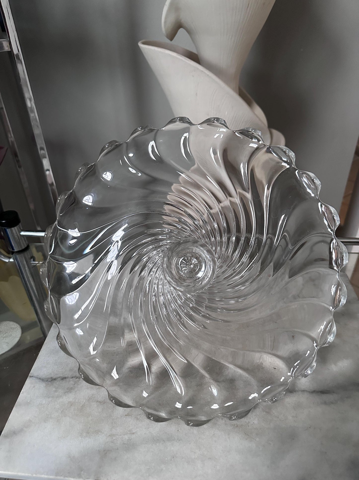 Vintage Fostoria Glass Colony Swirl Clear 12” Scalloped Pedestal Cake Stand / Cake Plate – Elegant Mid-Century Glassware