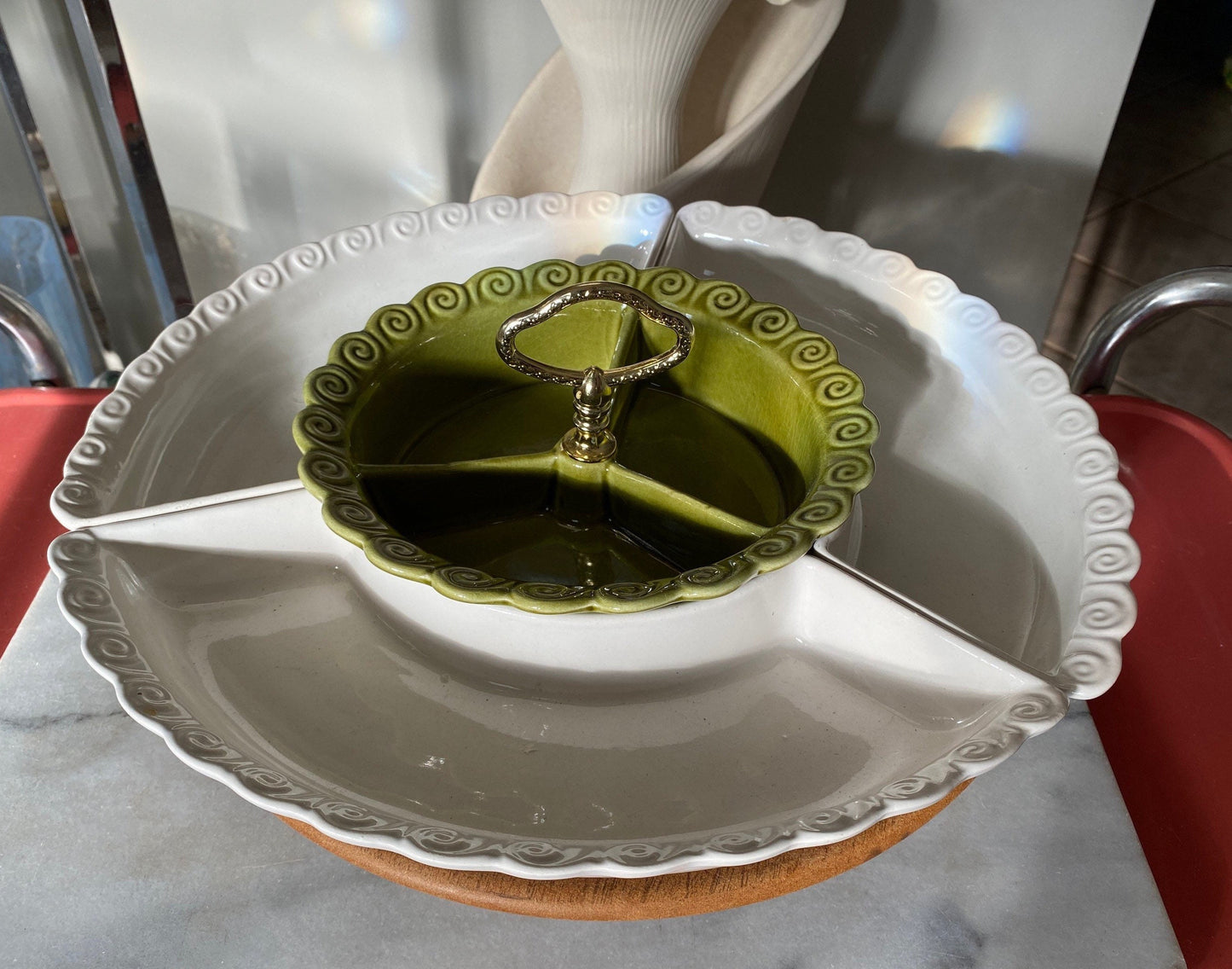 Mid Century California Pottery 267 Lazy Susan Condiment Tray | Avocado Green and White MCM Tray