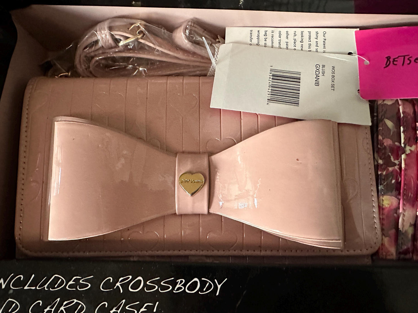 NWT Betsey Johnson Blush Patent Crossbody Bag w/Hearts & Cardholder Set MSRP-98 Dollars