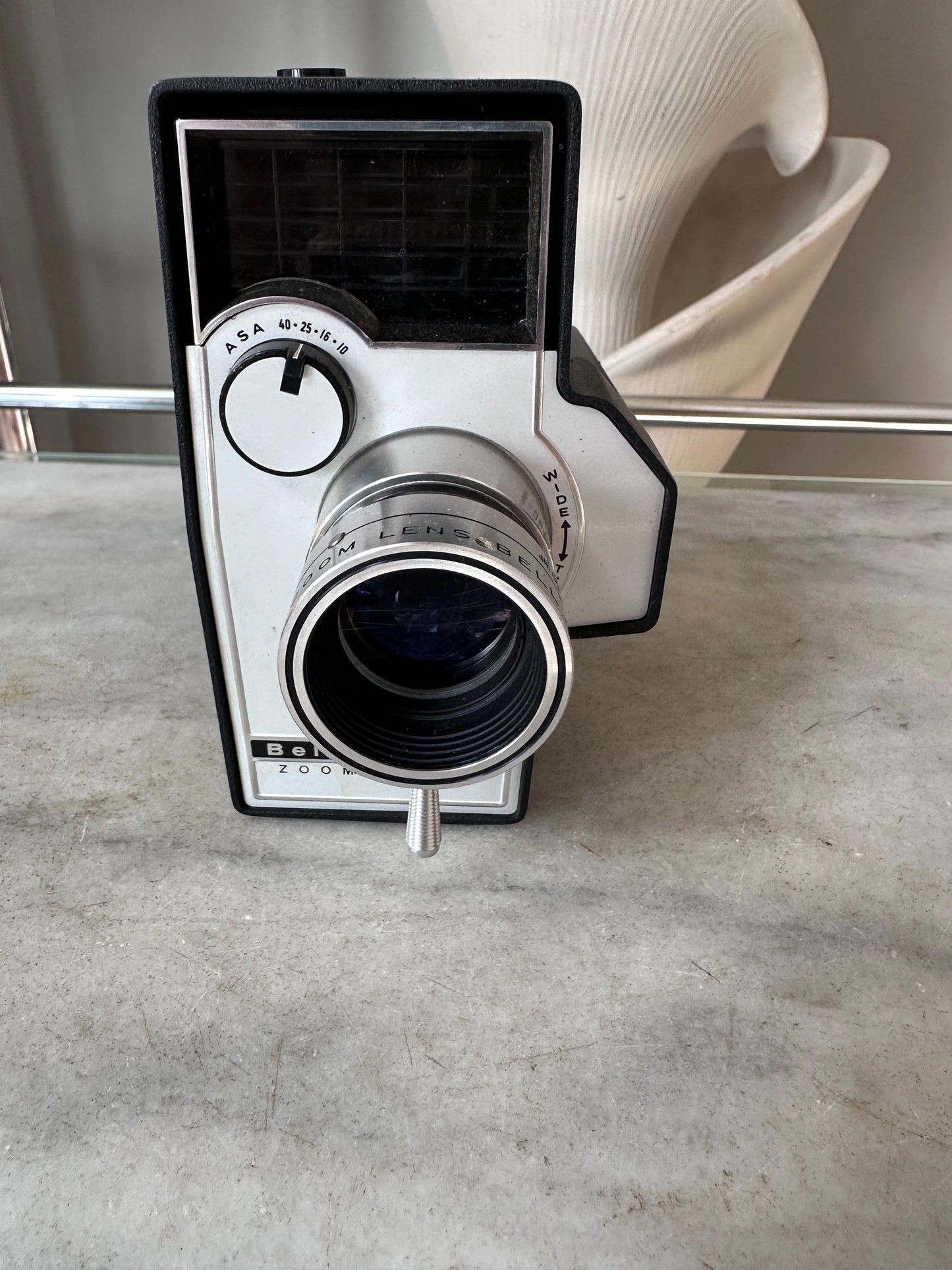 Vintage Bell & Howell Movie Outfit – Model 256 8mm Projector + Zoom Reflex Auto Load Movie Camera – Lighting Kit Included