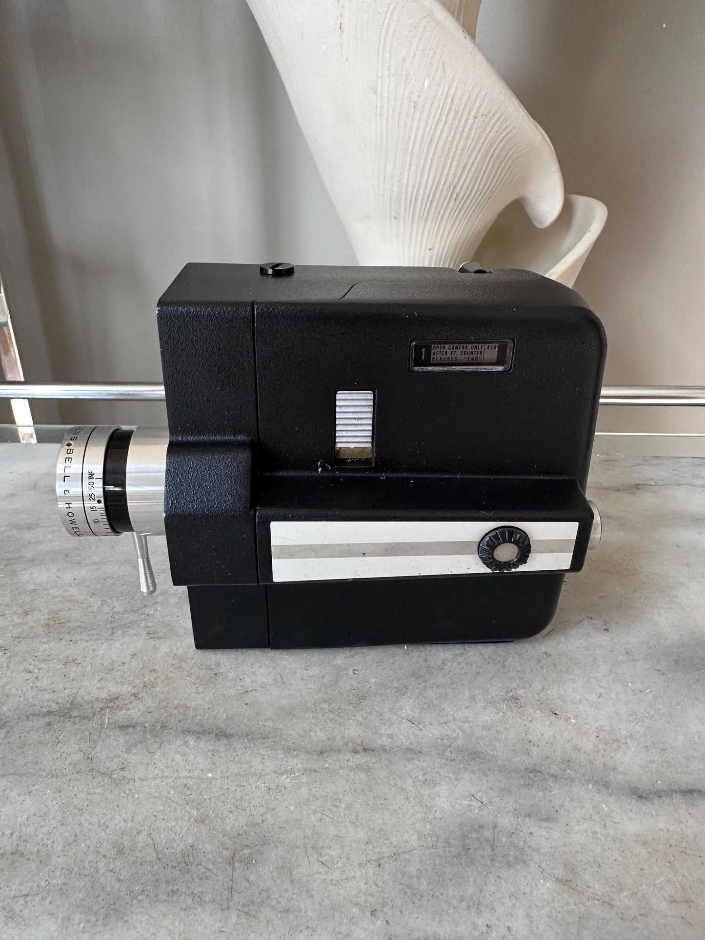 Vintage Bell & Howell Movie Outfit – Model 256 8mm Projector + Zoom Reflex Auto Load Movie Camera – Lighting Kit Included