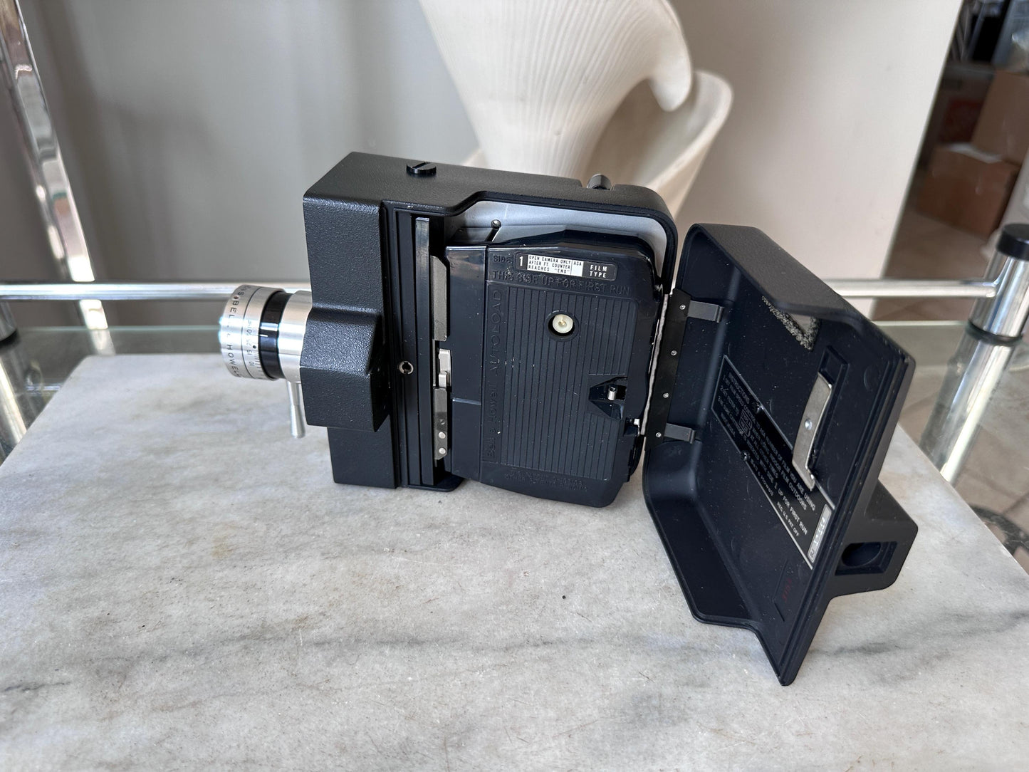 Vintage Bell & Howell Movie Outfit – Model 256 8mm Projector + Zoom Reflex Auto Load Movie Camera – Lighting Kit Included