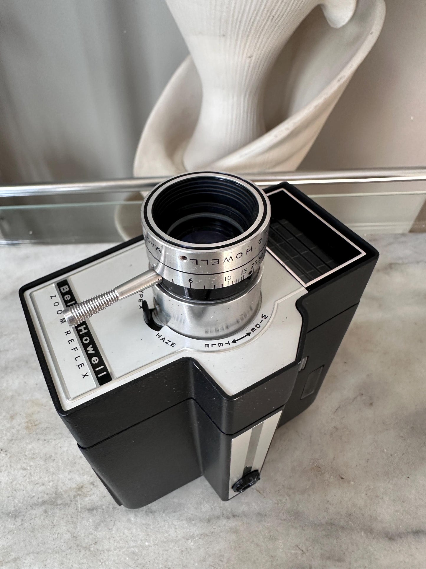 Vintage Bell & Howell Movie Outfit – Model 256 8mm Projector + Zoom Reflex Auto Load Movie Camera – Lighting Kit Included