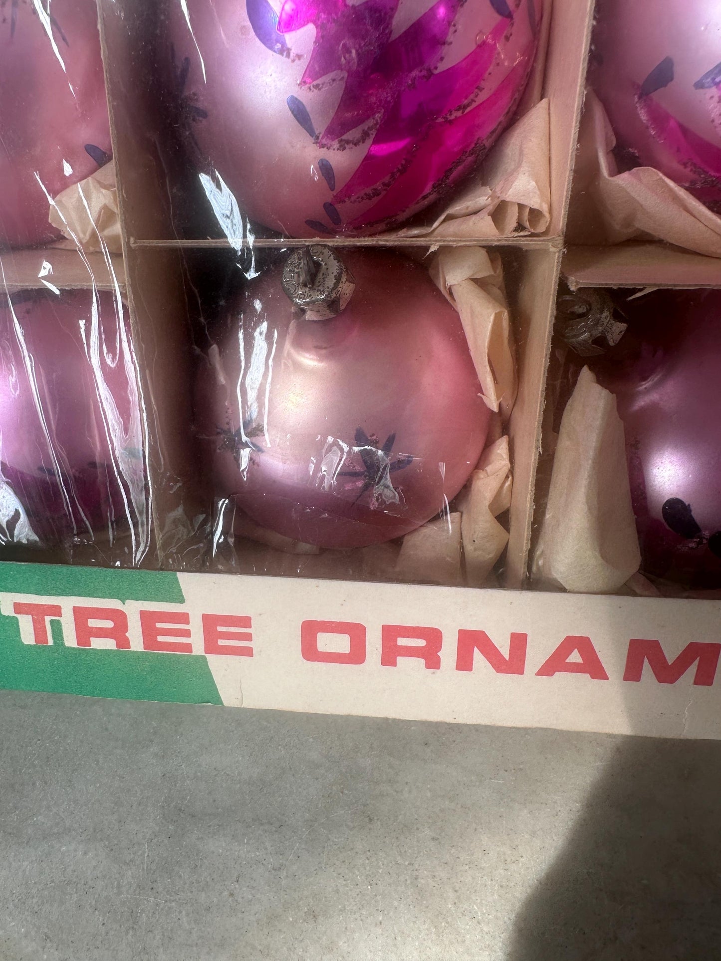 Vintage FANTASIA Pink Glass Christmas Ornaments – Set of 12 in Original Box | Poland | 1950s–1960s Atomic Starburst & Christmas Tree Design
