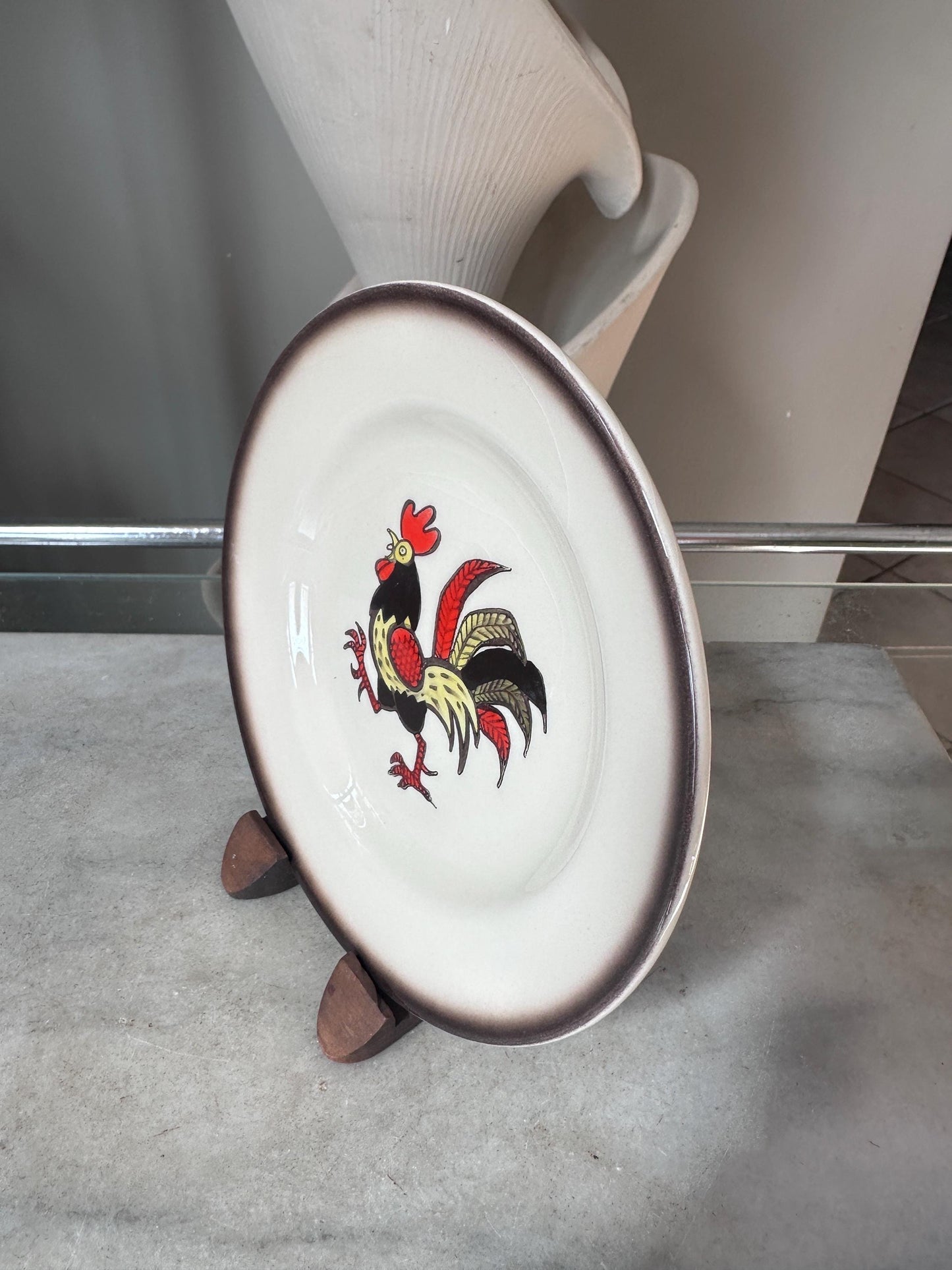 Set of 2 Vintage Metlox Red Rooster Dessert Plates – Farmhouse Kitchen MCM USA, 6.25”