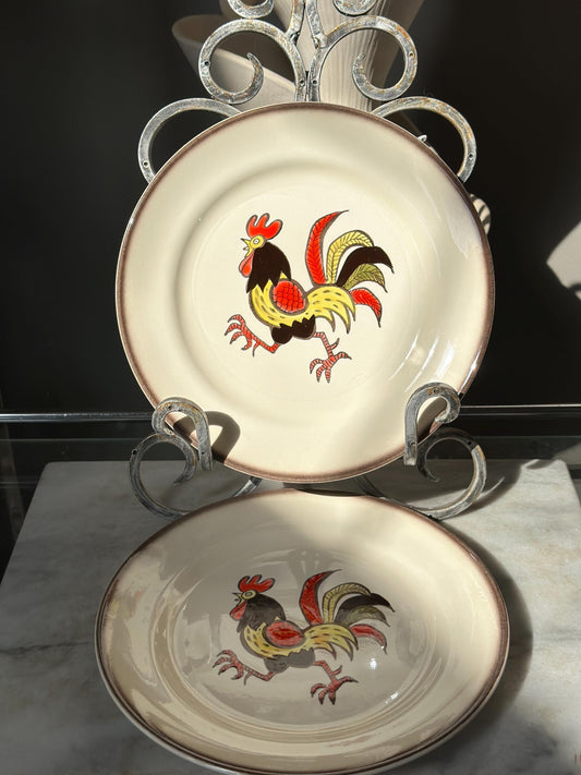 Set of 2 Vintage Metlox Red Rooster Dinner Plates – Farmhouse Kitchen MCM USA, 10”