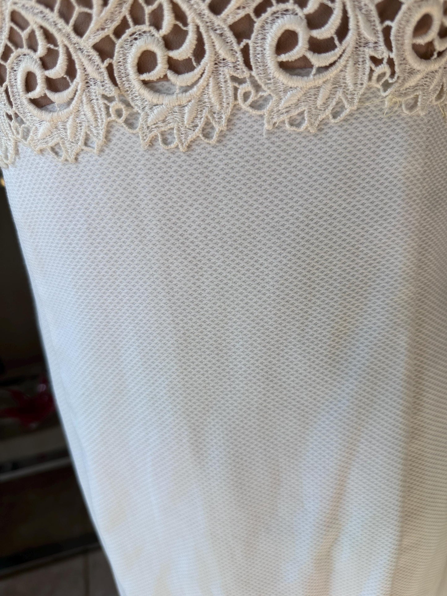 Vintage 1970s Lord & Taylor Fifth Avenue White Lace Empire Waist Gown – Elegant Boho Bridal Maxi Dress