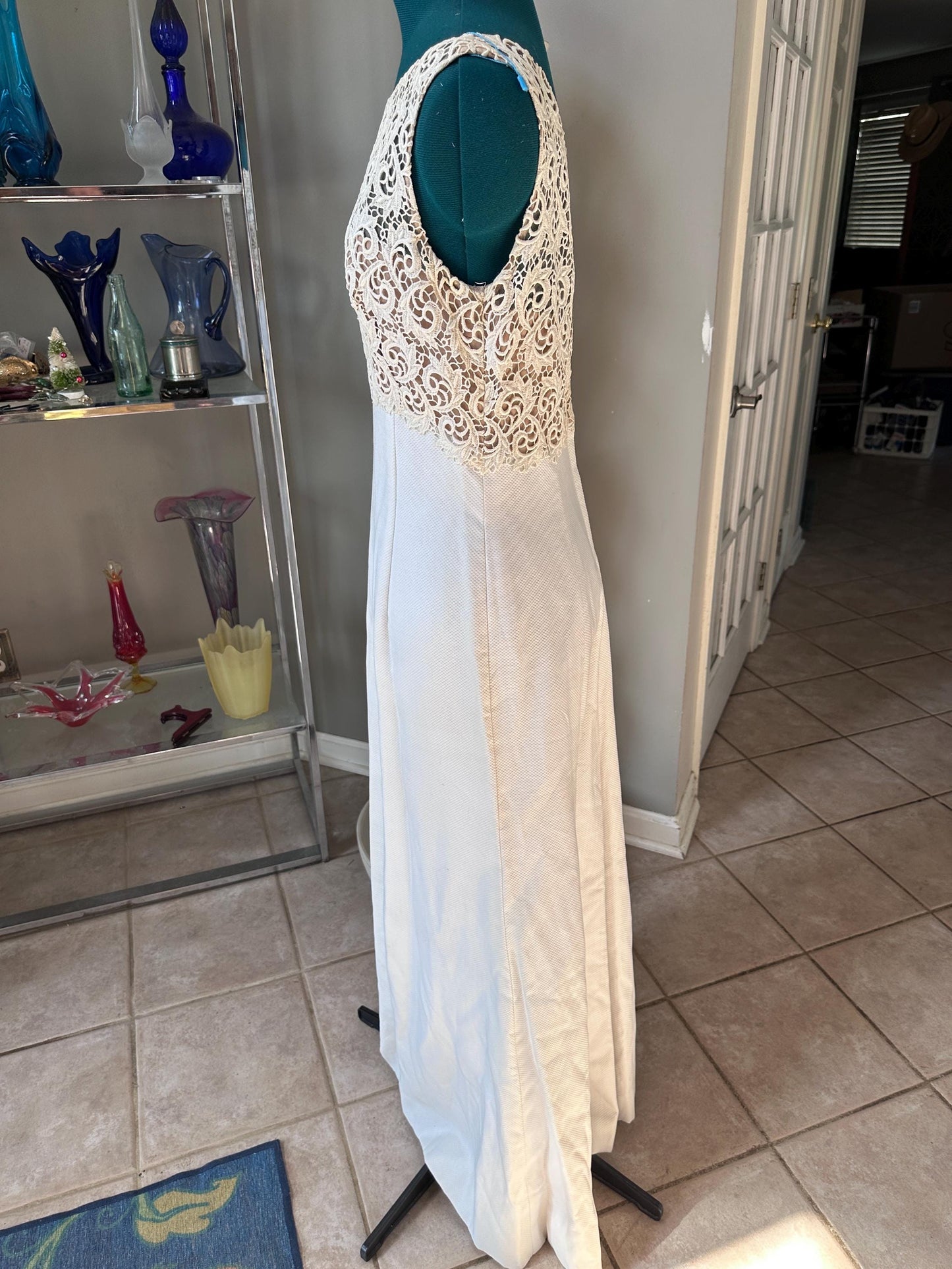 Vintage 1970s Lord & Taylor Fifth Avenue White Lace Empire Waist Gown – Elegant Boho Bridal Maxi Dress