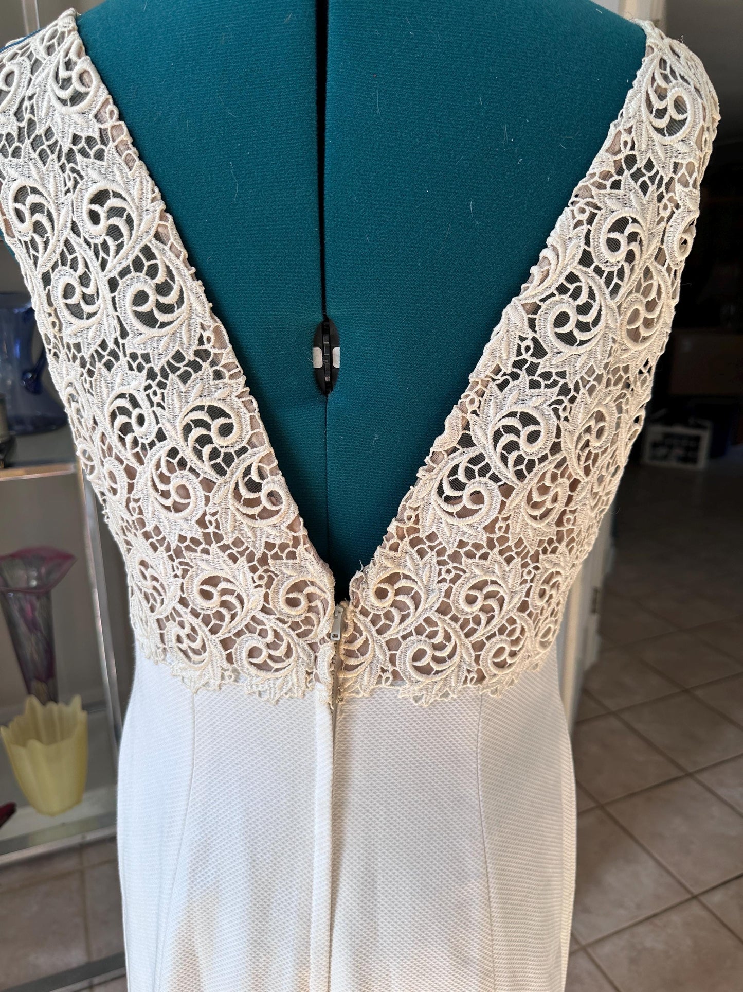 Vintage 1970s Lord & Taylor Fifth Avenue White Lace Empire Waist Gown – Elegant Boho Bridal Maxi Dress