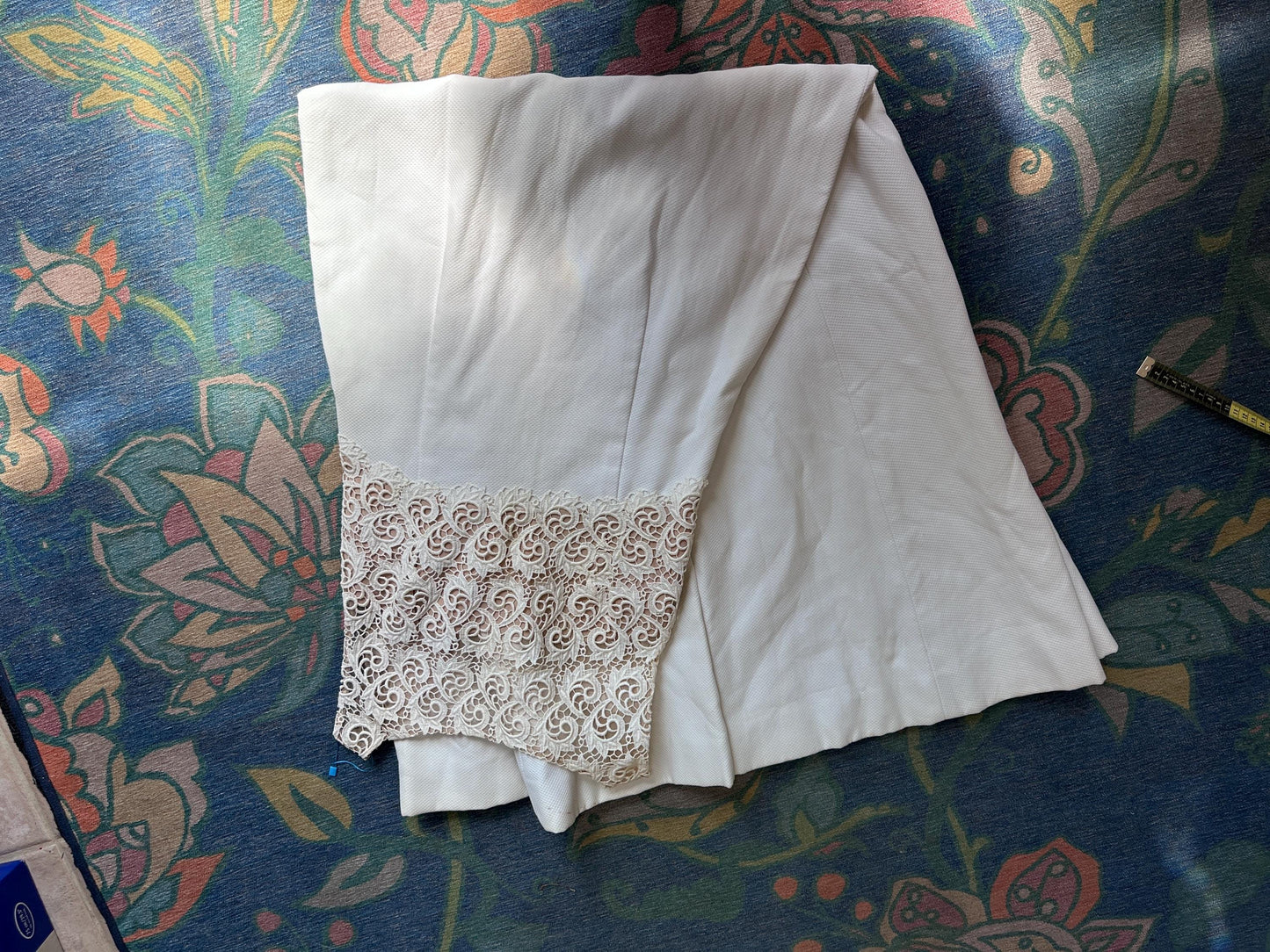 Vintage 1970s Lord & Taylor Fifth Avenue White Lace Empire Waist Gown – Elegant Boho Bridal Maxi Dress