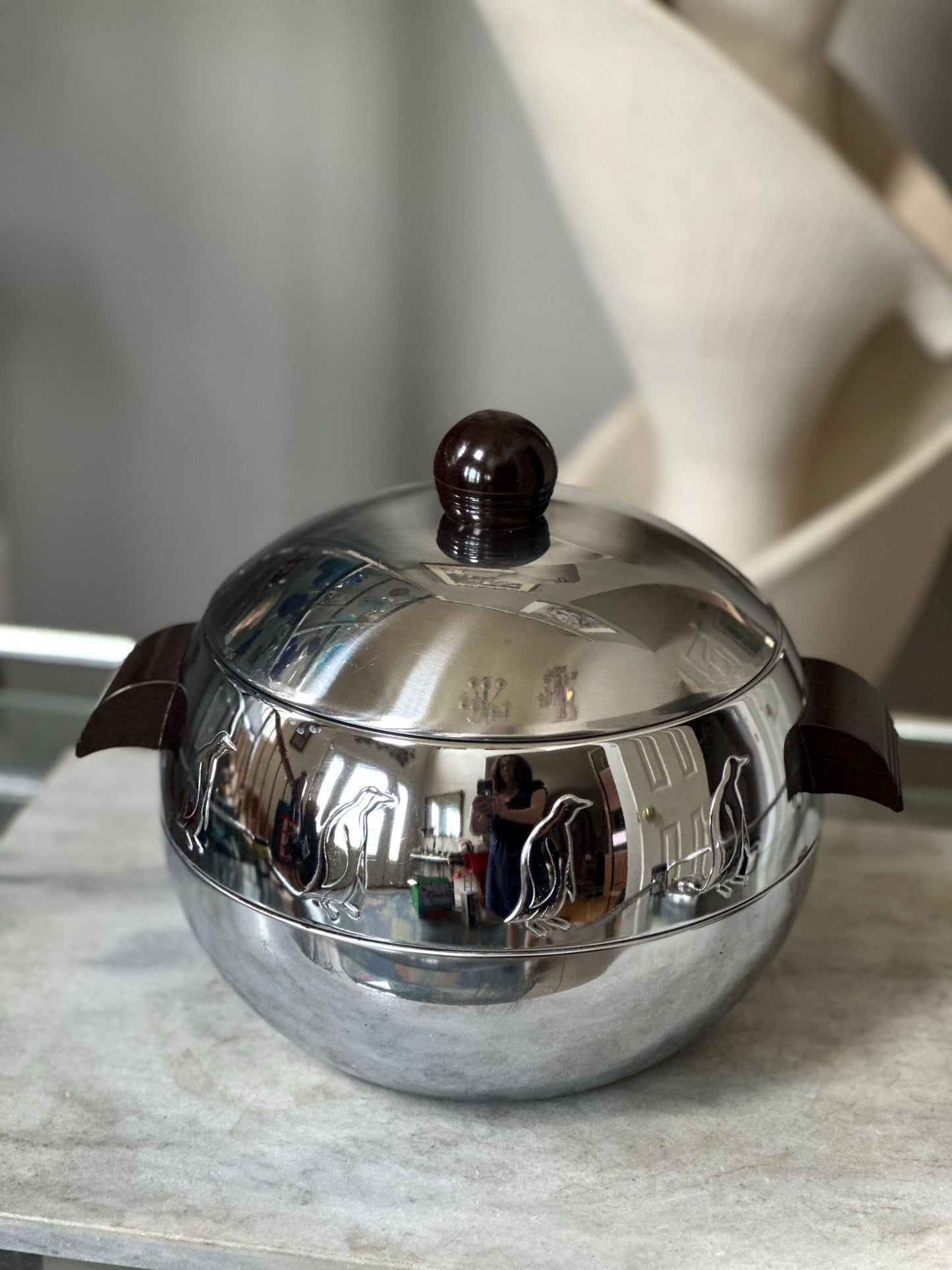 1950s West Bend Chrome Penguin Ice Bucket, Hot &  Cold Server, Mid Century Barware, Made in USA, Bakelite Knob and Handles, MCM Decor
