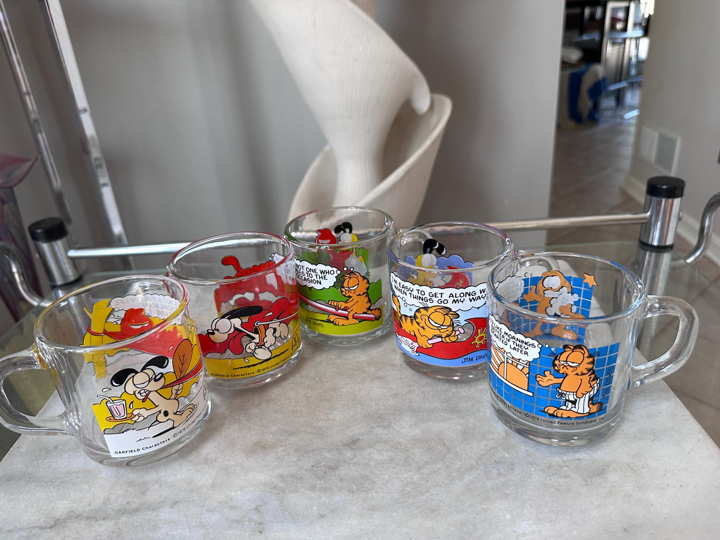Vintage 1978 Garfield Glass Mugs Set of 5 Hazel-Atlas Coffee Cups Retro Cartoon Collectible