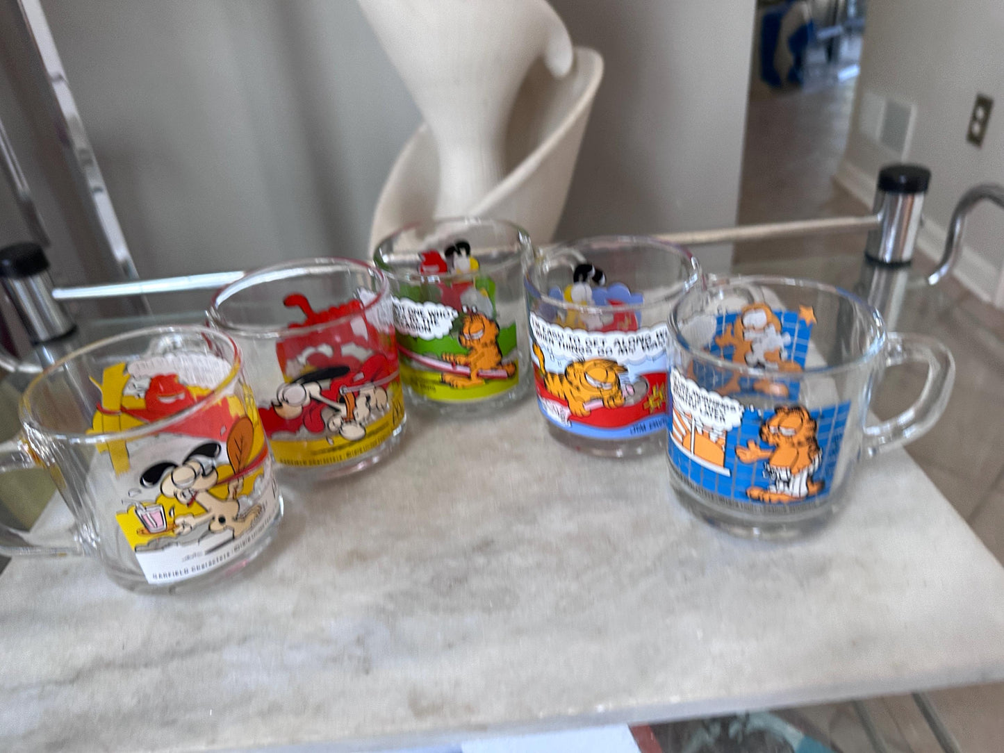 Vintage 1978 Garfield Glass Mugs Set of 5 Hazel-Atlas Coffee Cups Retro Cartoon Collectible