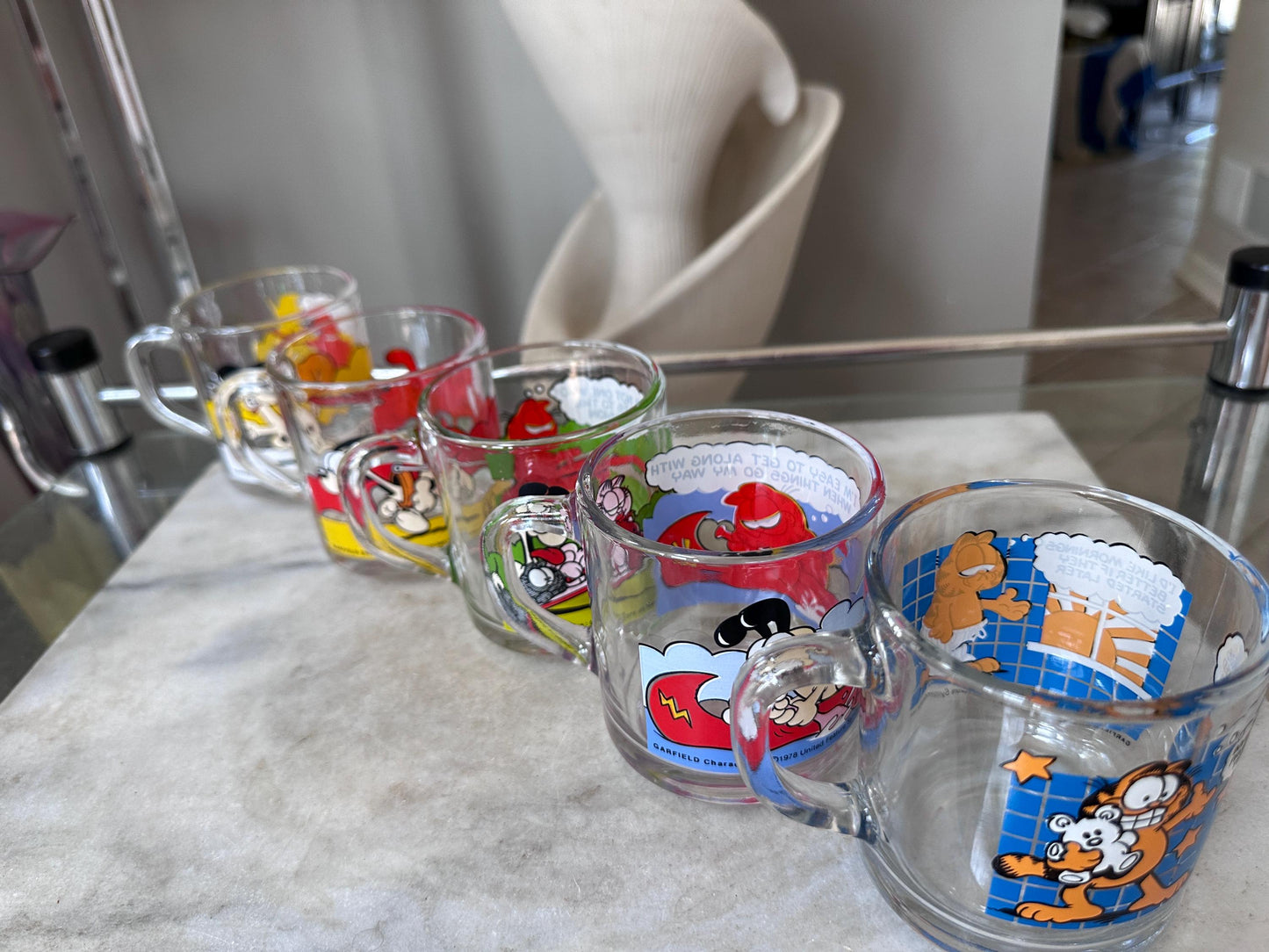 Vintage 1978 Garfield Glass Mugs Set of 5 Hazel-Atlas Coffee Cups Retro Cartoon Collectible