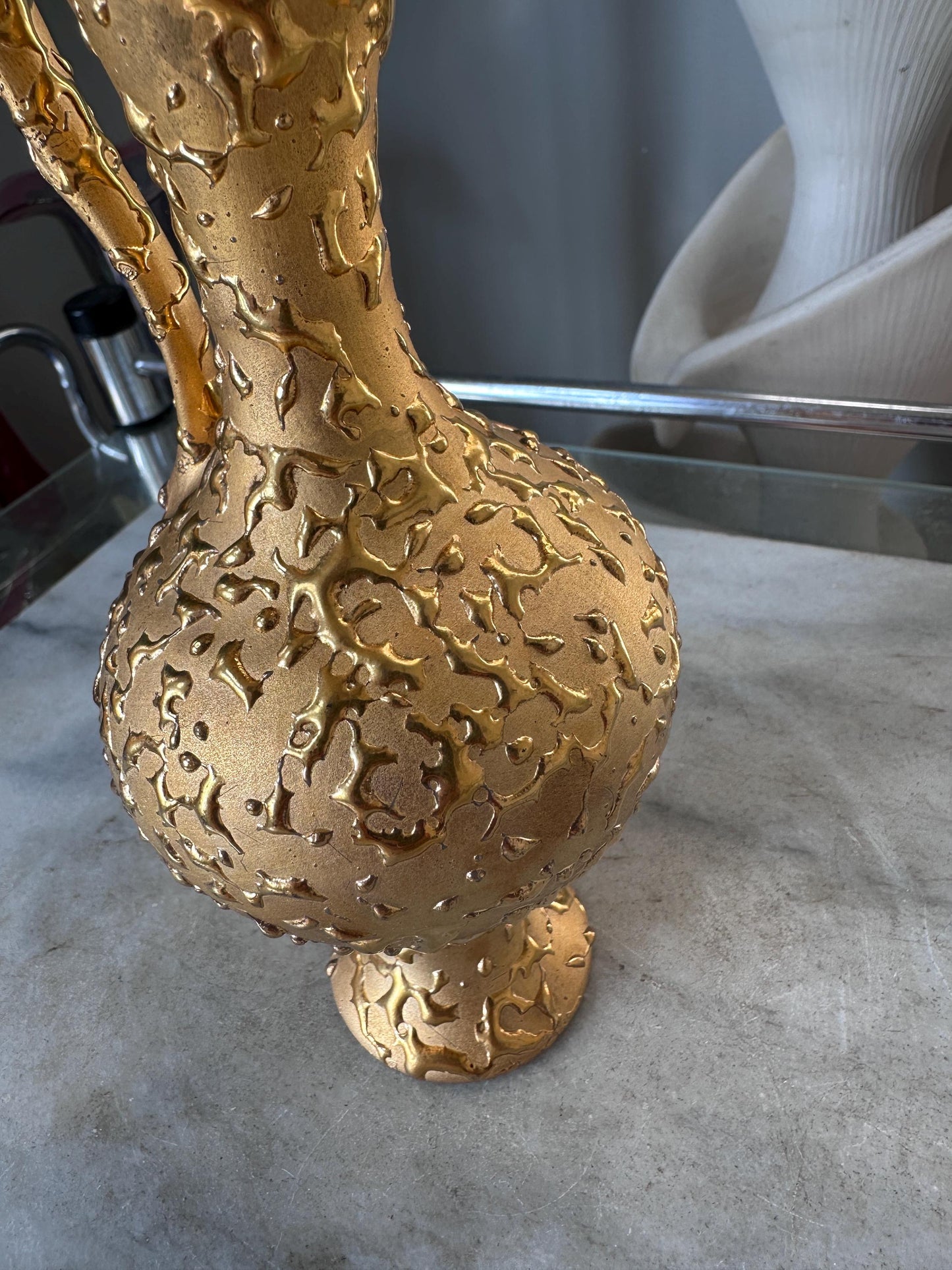Vintage Weeping Bright Gold Bud Vase Ewer Pitcher 22K Gold Hollywood Regency MCM Textured Gold Ceramic Vase 8.5 Inch