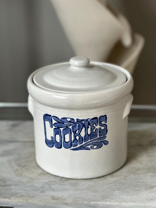 Vintage Pfaltzgraff Yorktowne Cookie Jar Stoneware Blue & Gray USA 1960s 1970s