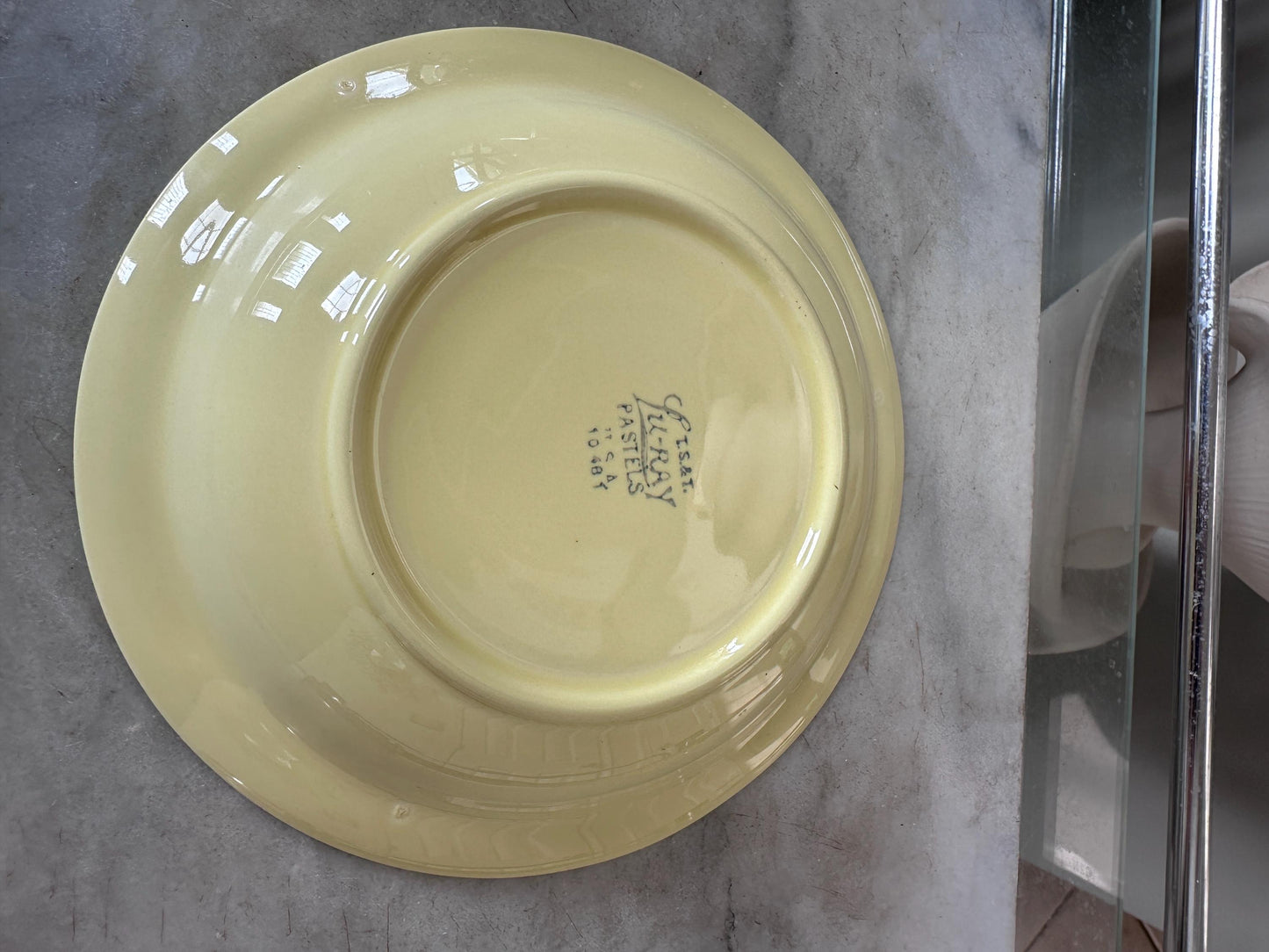 Vintage Lu-Ray Pastel Bowls Set of 2 | Mid Century Dinnerware | Yellow, Pink | 7.75”| 1048