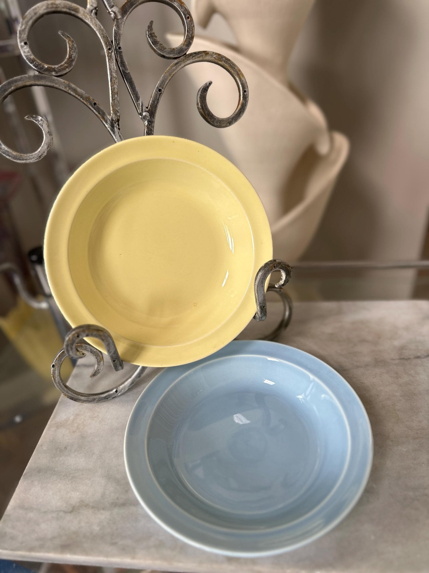 Vintage Lu-Ray Pastel Bowls Set of 2 | Mid Century Dinnerware | Yellow, Blue | 7.75” | 1048