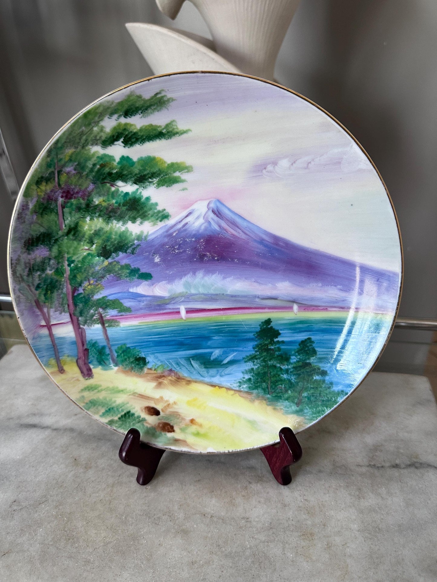 Vintage Asian & Japanese Collectibles Lot | Hand-Painted Japan Plate, Hakata Doll, Umbrella Girl Figurine + Chinese Sandstone Boy