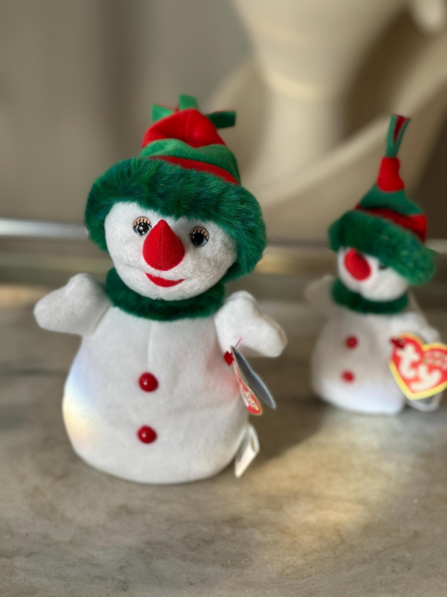 Set of 2 TY Snowgirl Beanie Babies – 2000 Snowgirl & Jingle Beanies Snowgirl – Mint Condition – Tush Tag Variations