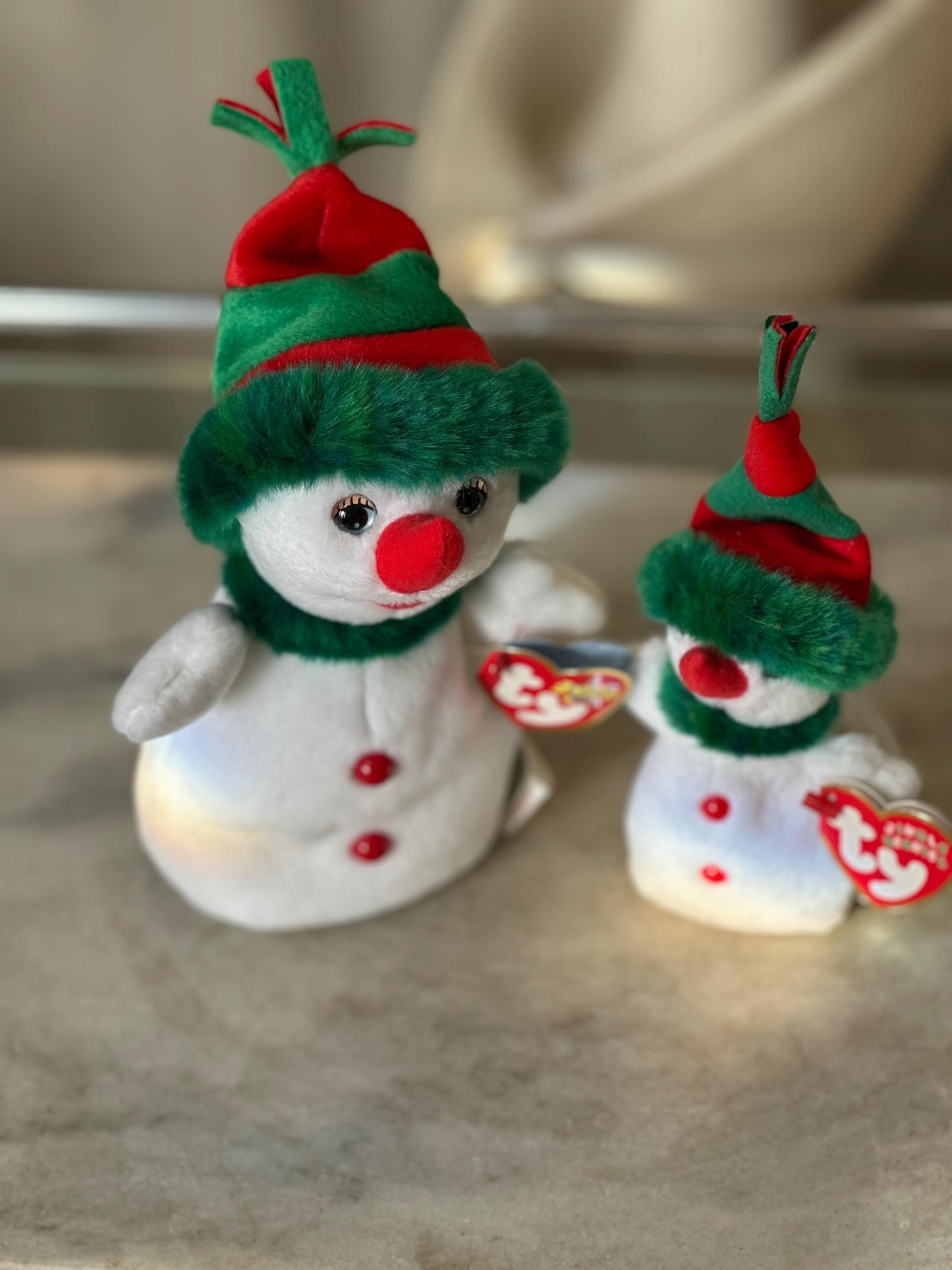 Set of 2 TY Snowgirl Beanie Babies – 2000 Snowgirl & Jingle Beanies Snowgirl – Mint Condition – Tush Tag Variations