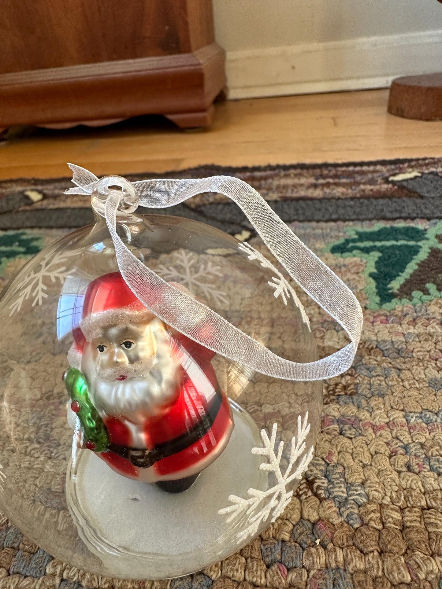 Vintage Gorham Winter Follies Clear Round Santa Christmas Tree Ornament