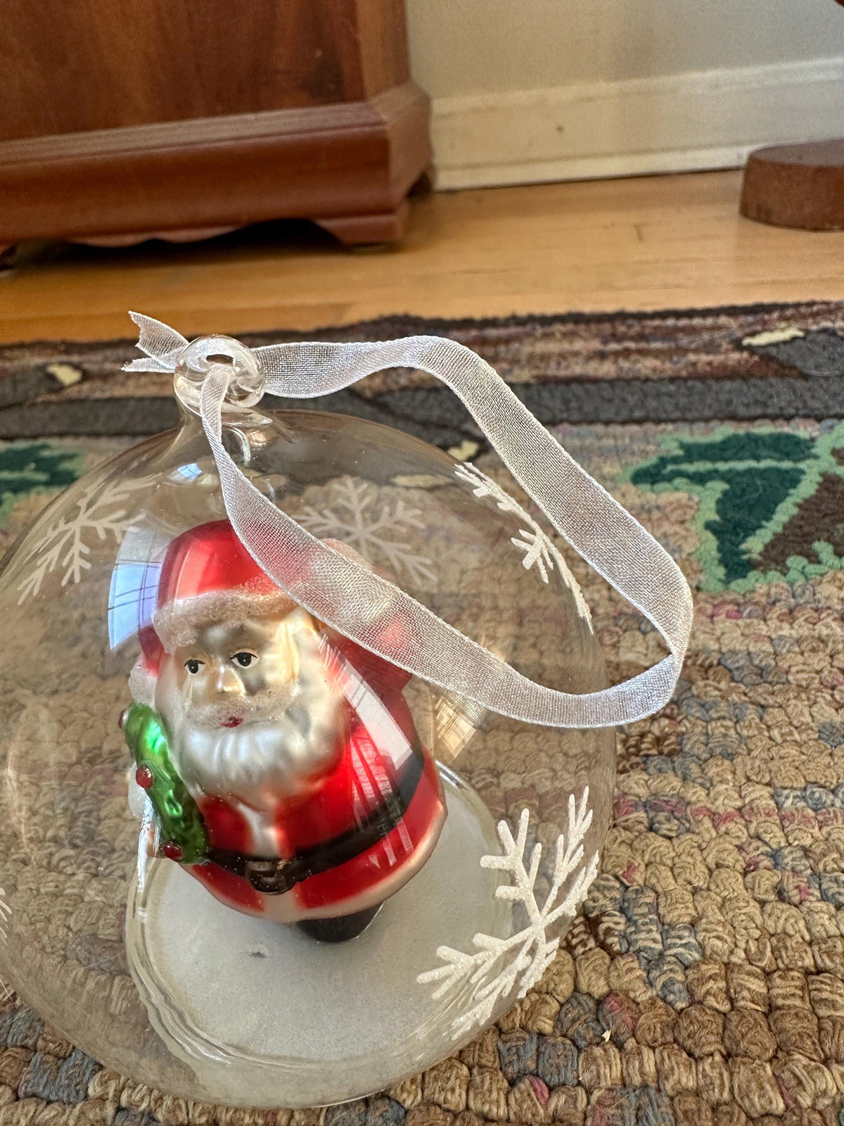 Vintage Gorham Winter Follies Clear Round Santa Christmas Tree Ornament