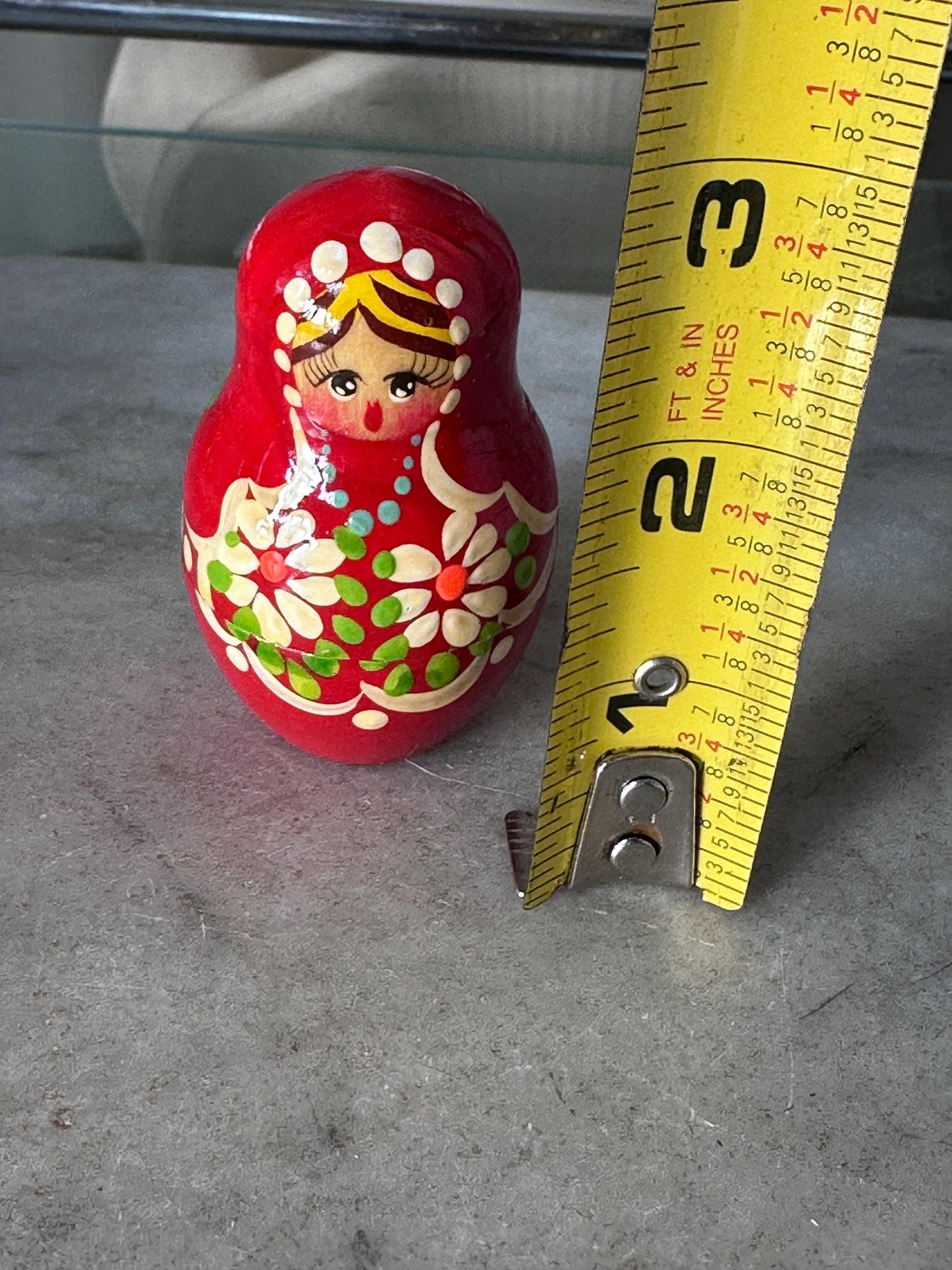 Vintage Russian Neatin Dolls | Collectible 5 hand painted Russian Nesting Dolls | Red w  Flowers