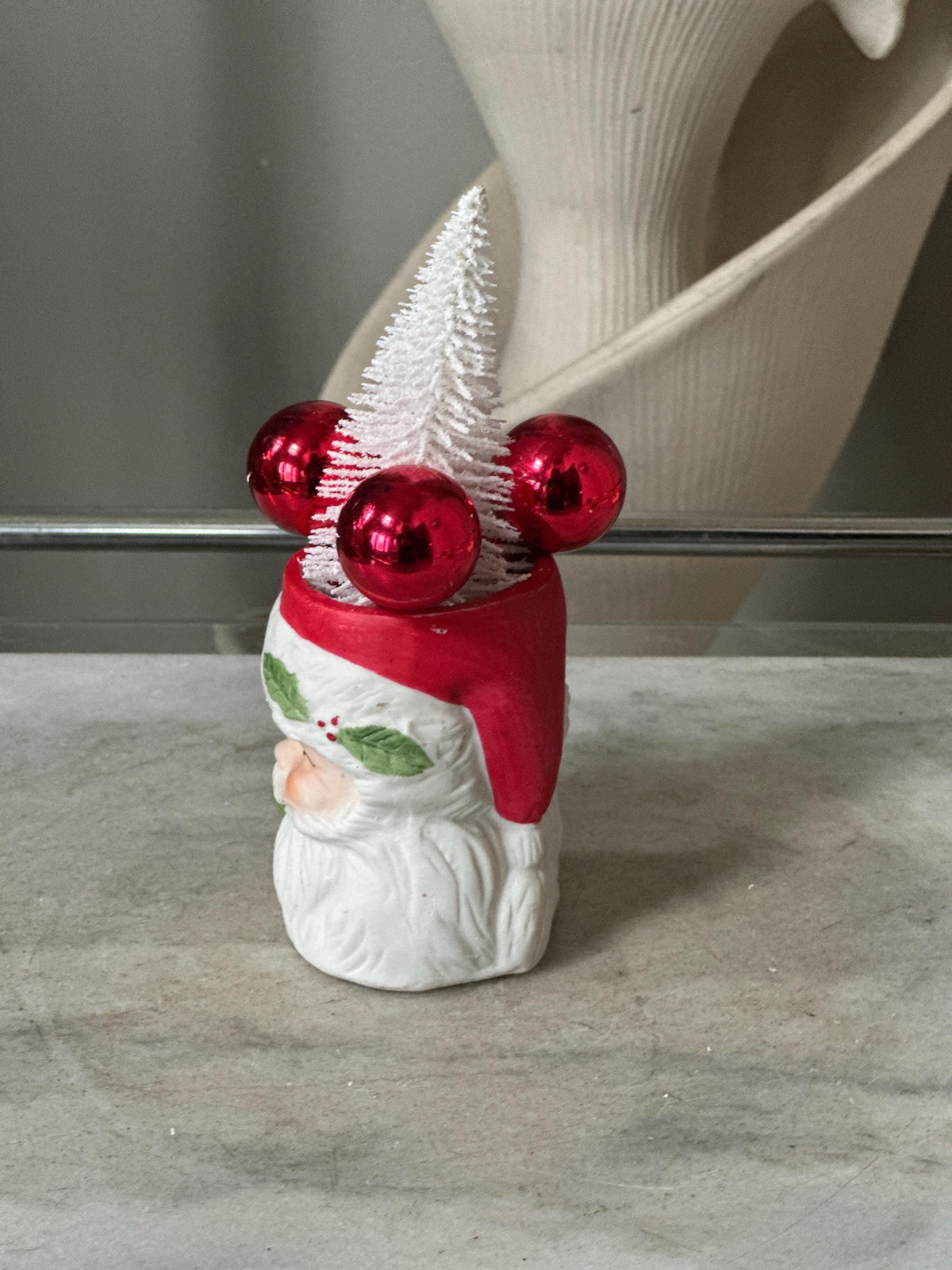 1980 JASCO Taiwan Santa Jar, Bisque Porcelain, Bottle Brush Tree (Vintage Christmas)