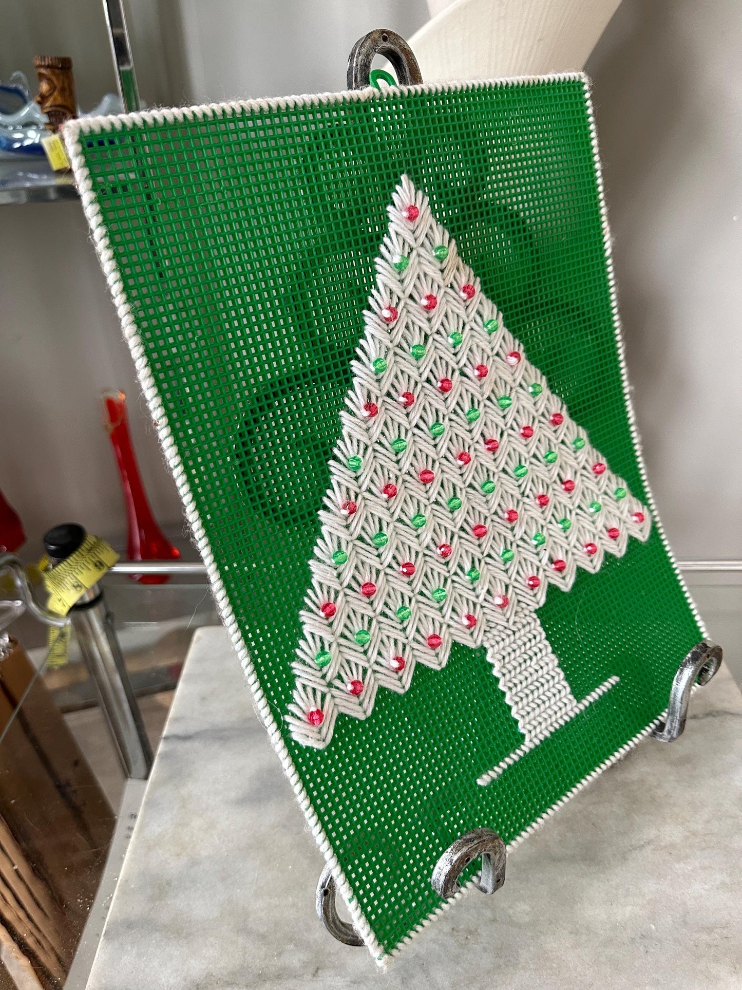 Vintage Christmas Tree Yarn Art Plastic Canvas Kitsch Wall Hanging Decor 14x11