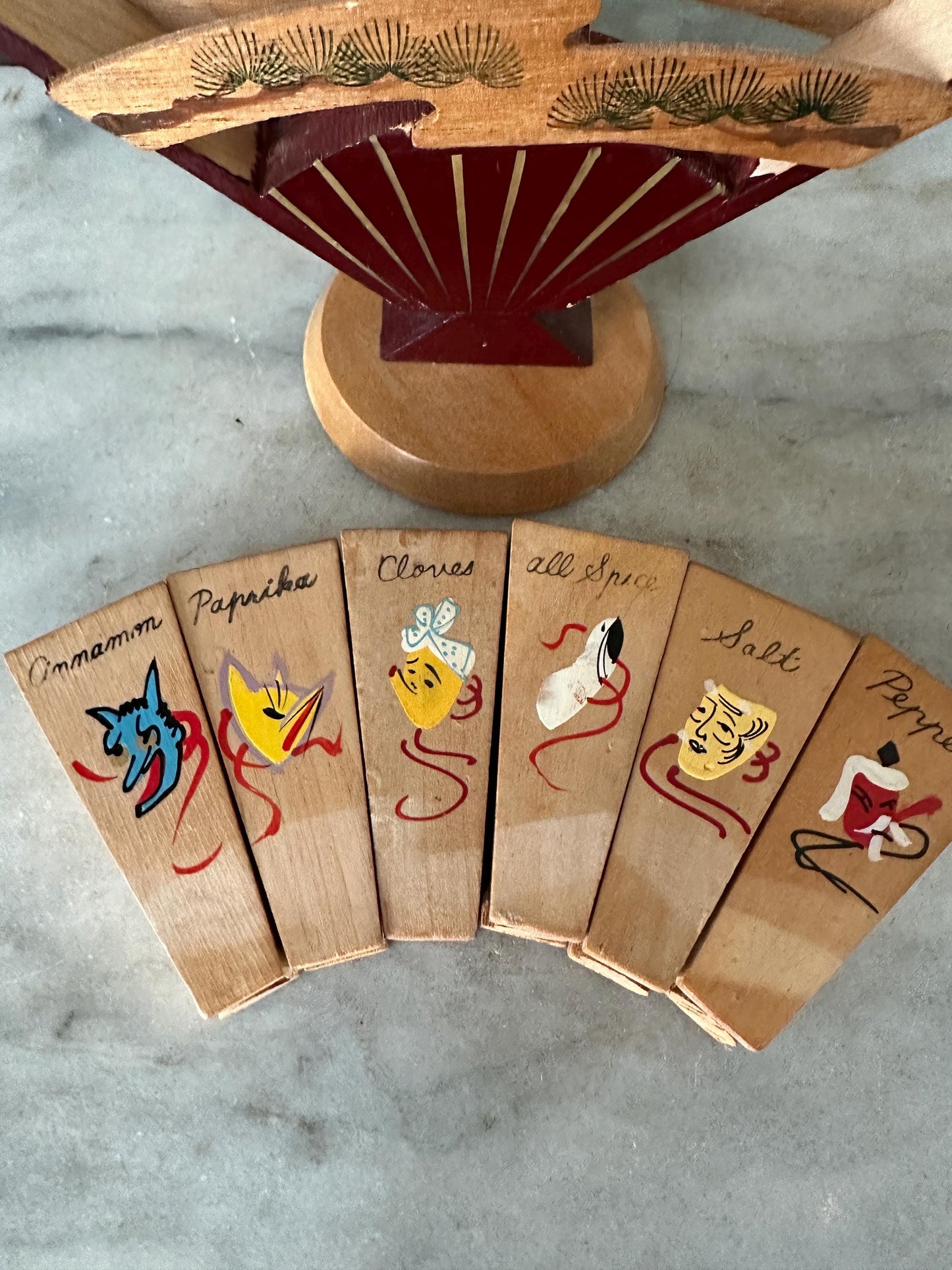 Asian Style Fan Caddy W/ 6 Wooden Shakers