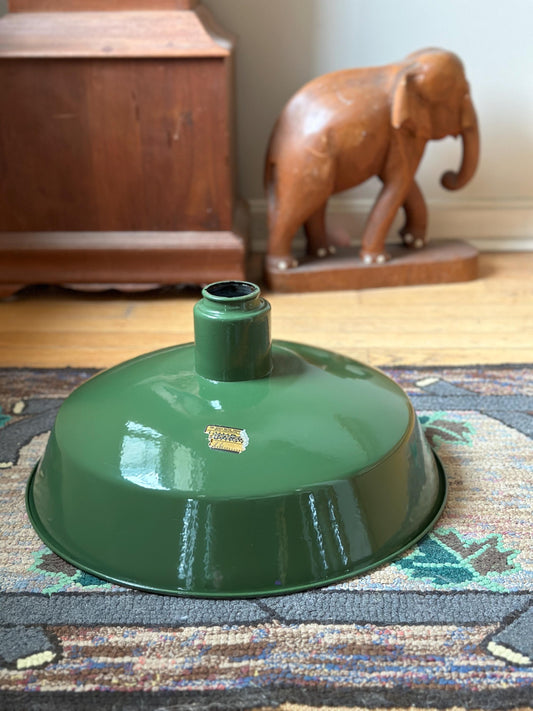 Vintage 16" Luxray Green Porcelain Enamel Yard Barn Light Gas Station, Industrial Lighting, Primitive Decor, Man Cave Decor, Retro Lighting
