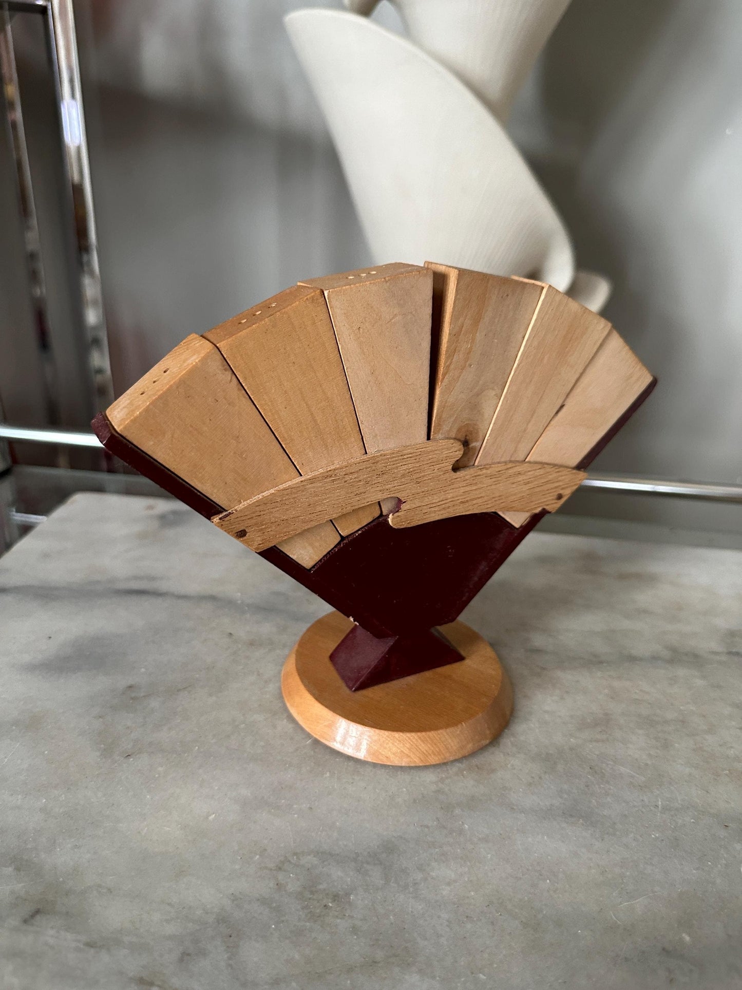 Asian Style Fan Caddy W/ 6 Wooden Shakers