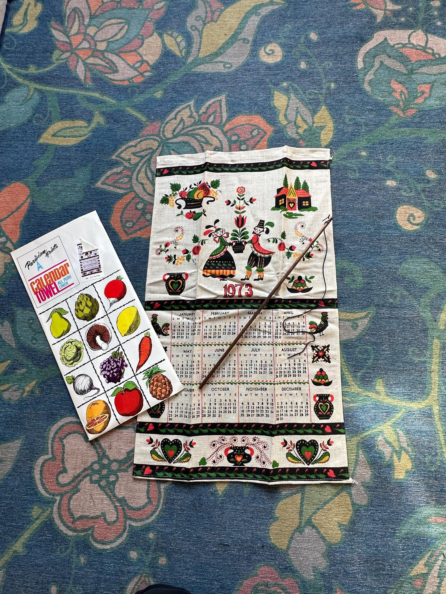 1973 Calendar Parisian Prints Vtg Linen Towel Kitchen Pa Dutch UNUSED 50+ Yrs Old, New Old Stock, Original Package