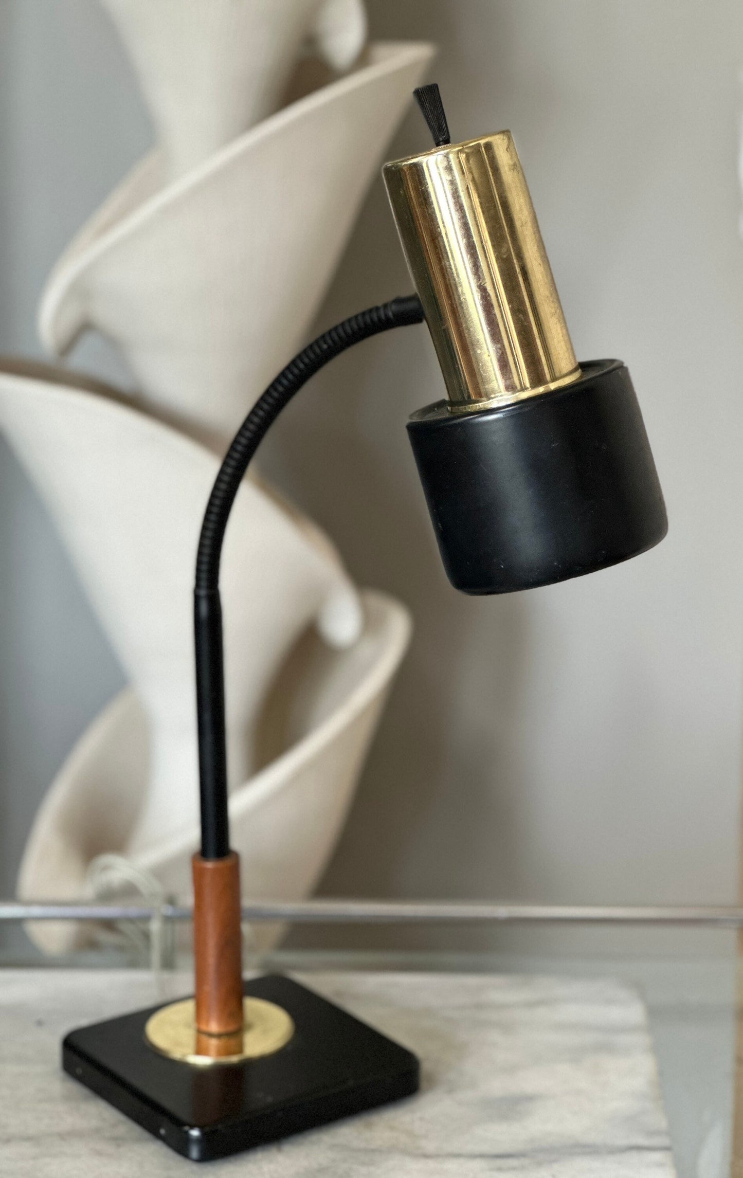 MCM Modern Retro Gooseneck Task Desk | Danish Modern Black Metal and Wood Gooseneck Desk Lamp