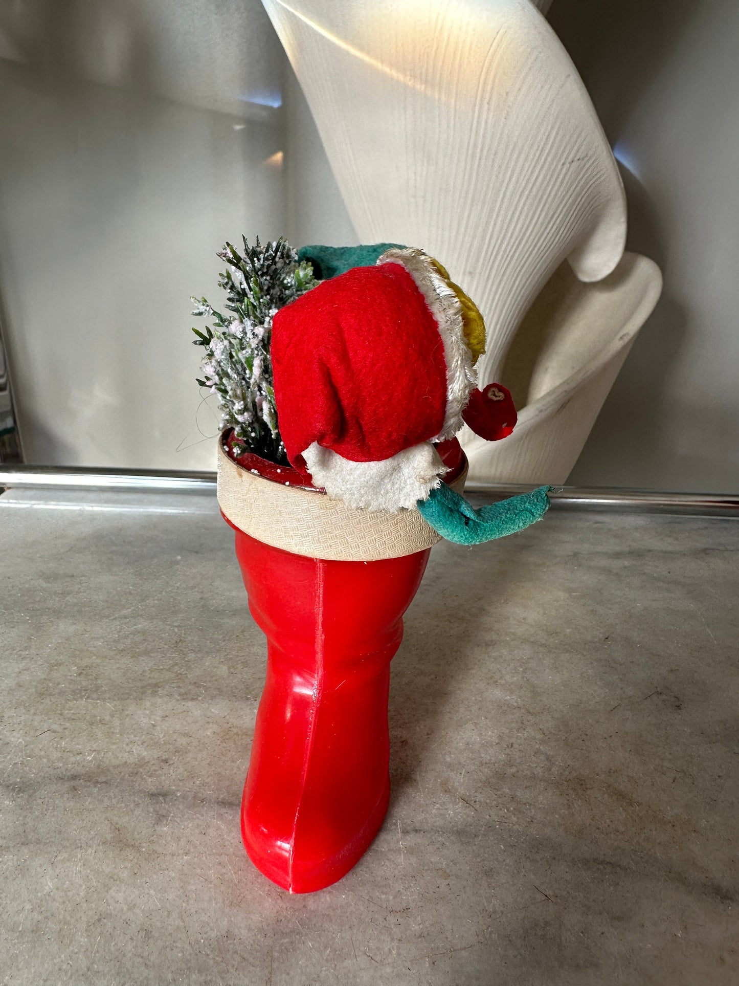 Kitschy Christmas! Vintage Rosbro Candy Boot with Two Felt Elf Figurines | Japan Elves in Plastic Candy Boot | Merry Kitschmas