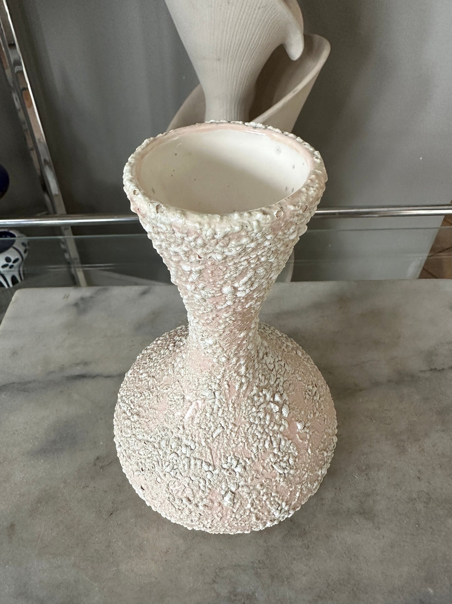 vintage MCM Pink Vase with Pipcorn Finish | Mid Century Modern  Popcorn Vase | MCM Decir