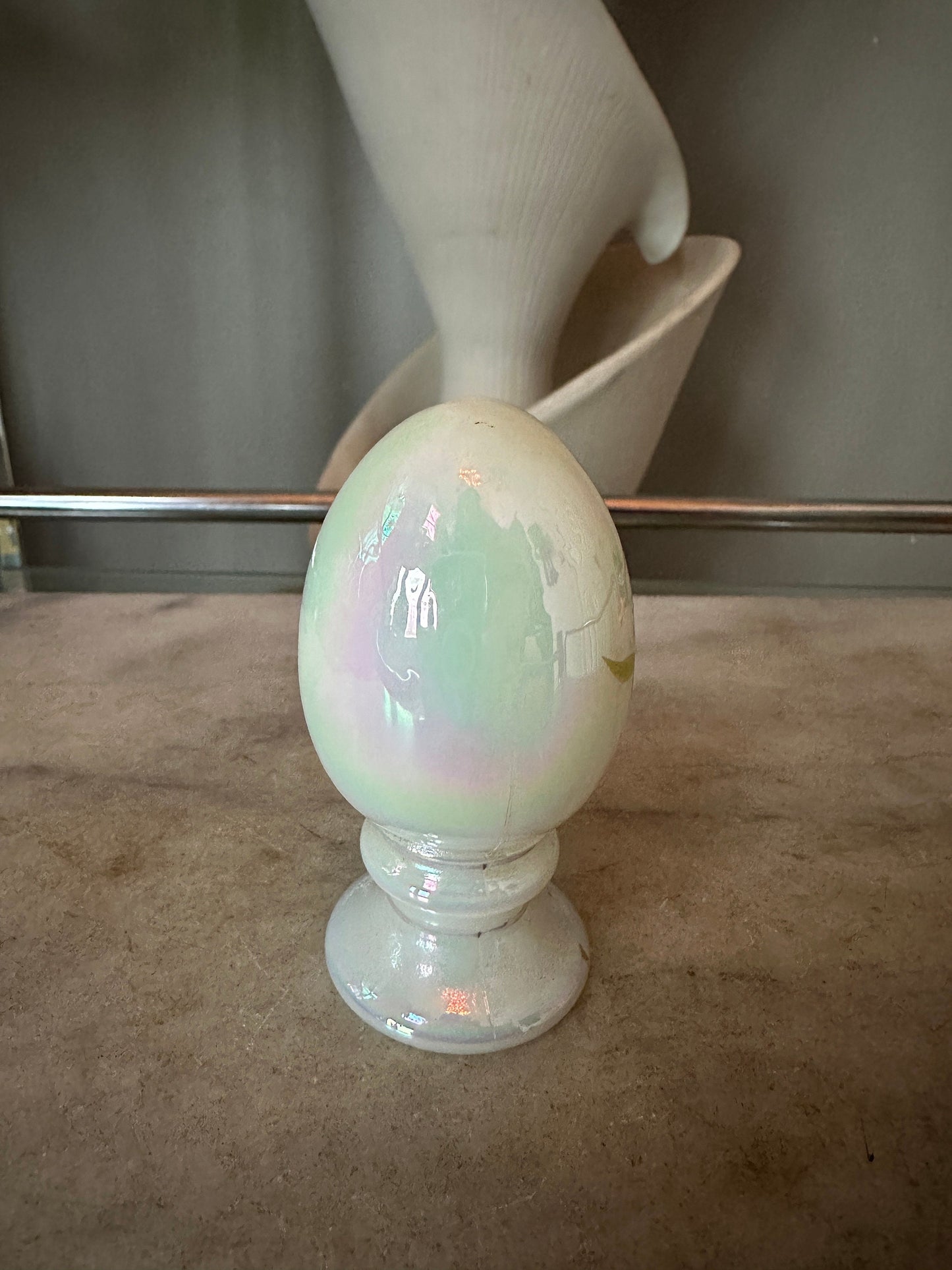 Limited Edition Fenton Tulips Pedestal Egg Artist Signed