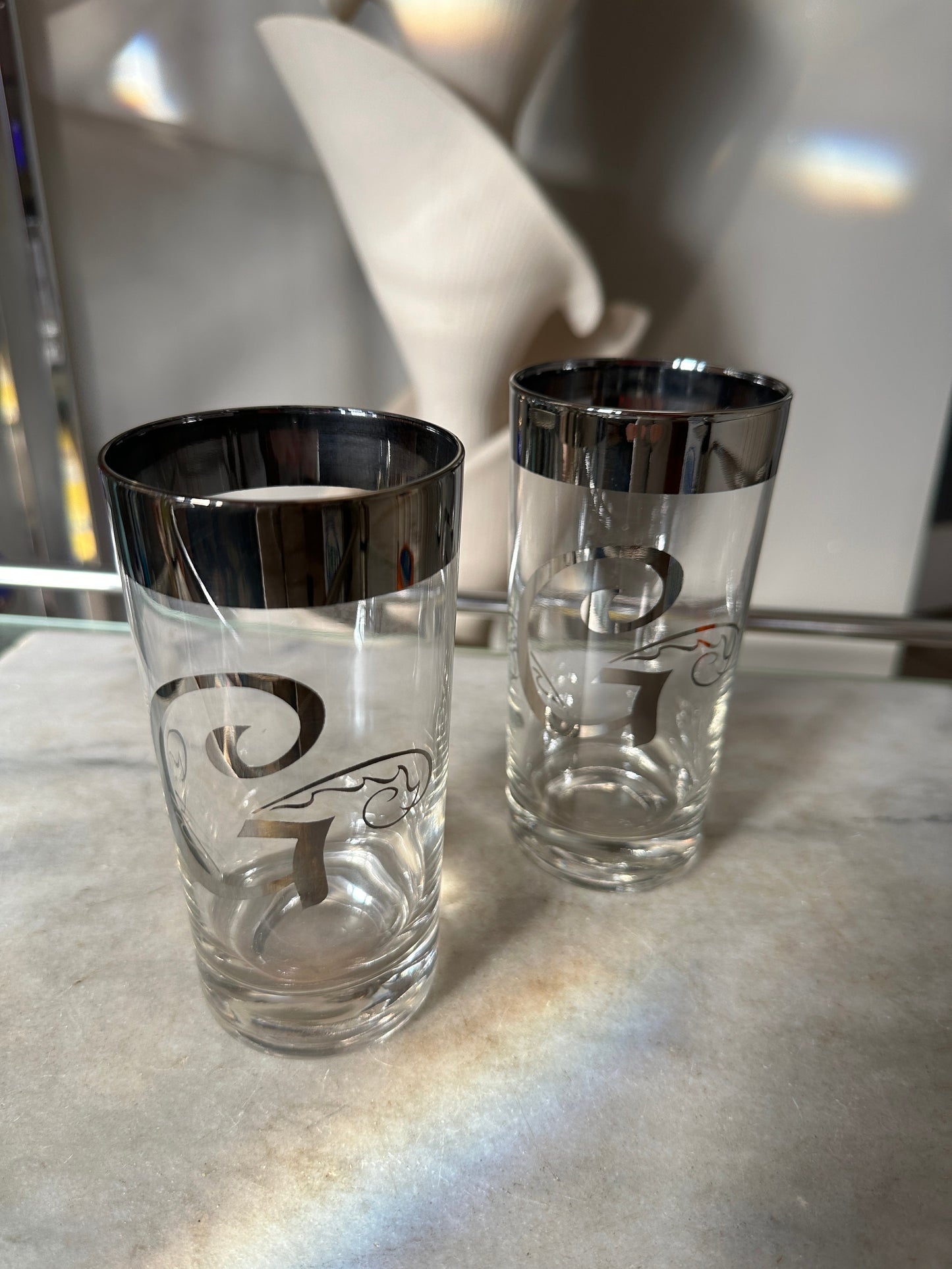 Set of 2  Dorothy Thorpe Style Mercury Platinum Highball Glasses- Monogrammed Letter G- Textured | MCM Barware | Pair of Cocktail Glasses